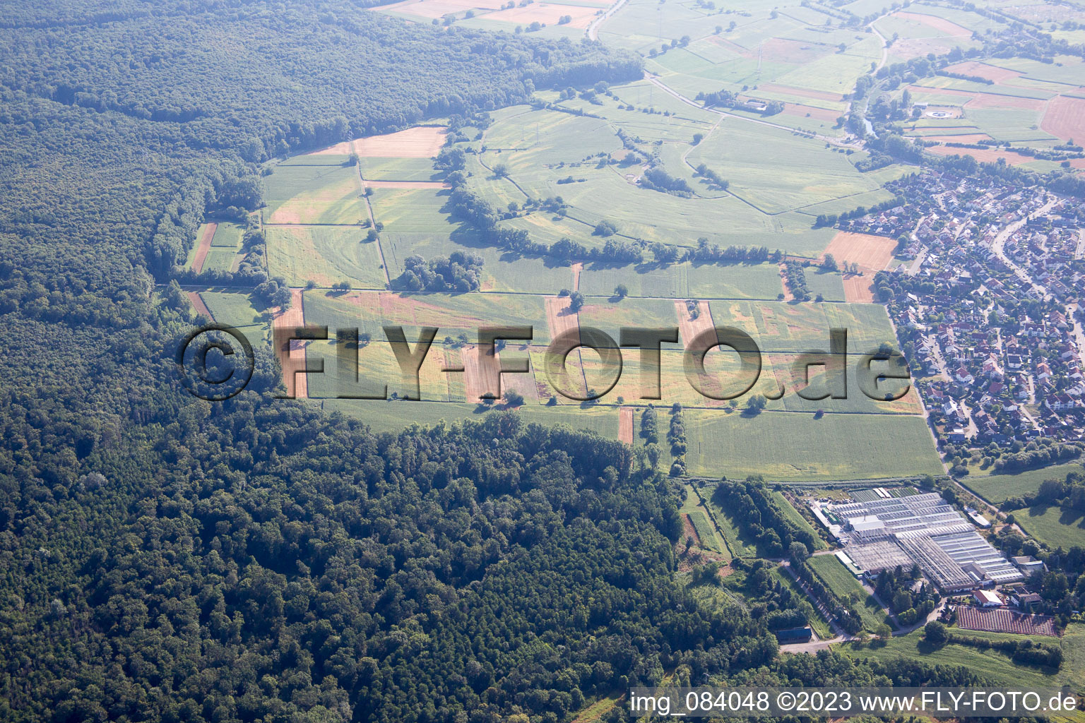 Hagenbach dans le département Rhénanie-Palatinat, Allemagne d'un drone