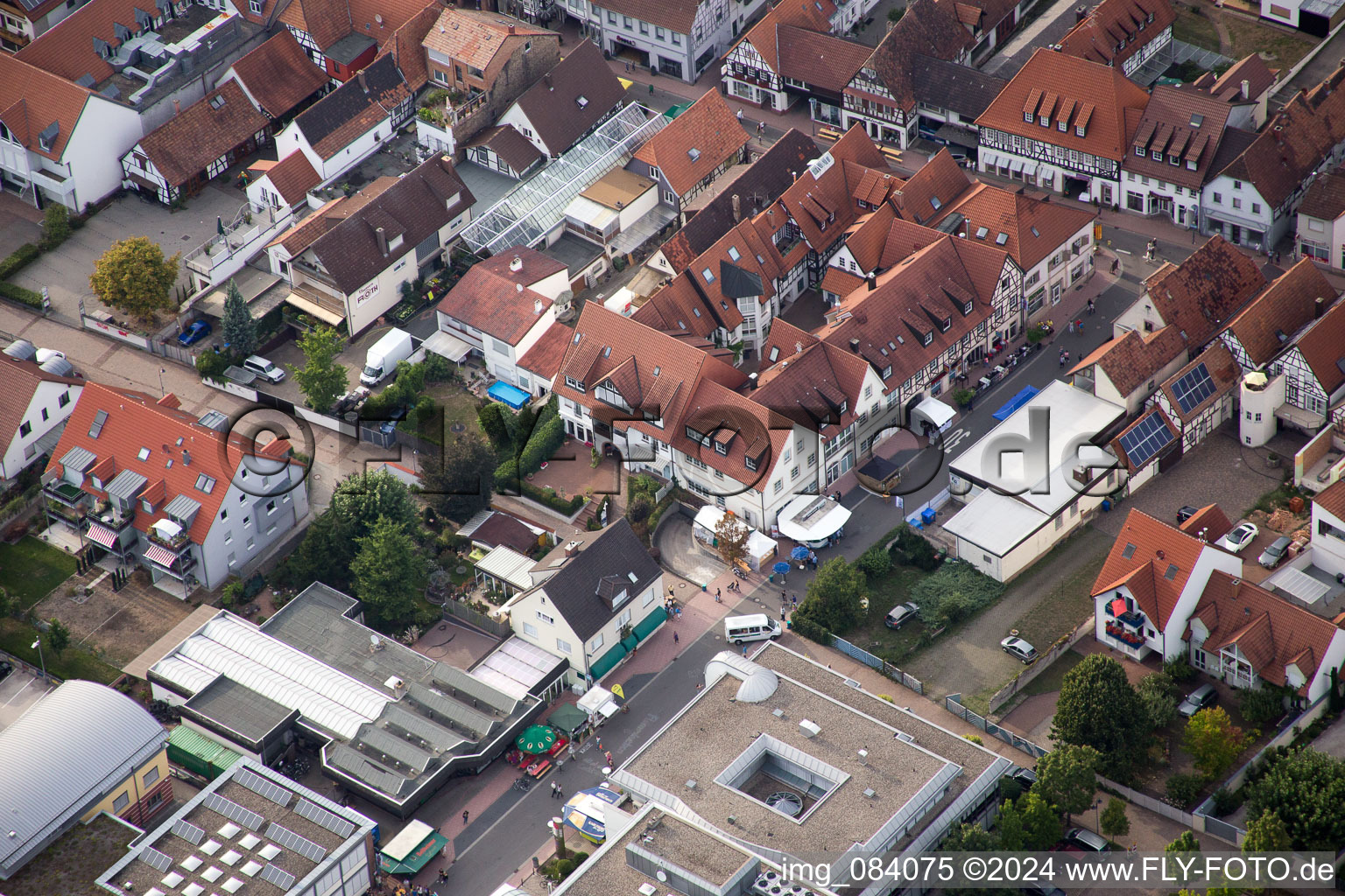 Vue aérienne de Fête de la ville 2015 à Kandel dans le département Rhénanie-Palatinat, Allemagne