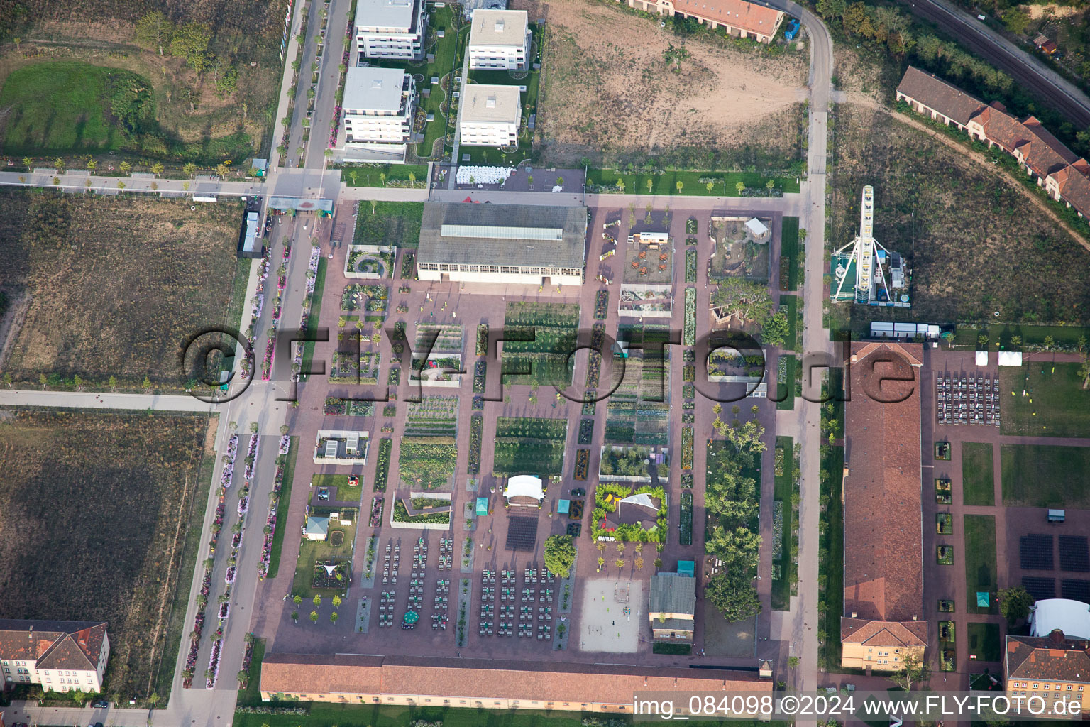 Vue d'oiseau de Salon national des jardins 2015 à Landau in der Pfalz dans le département Rhénanie-Palatinat, Allemagne