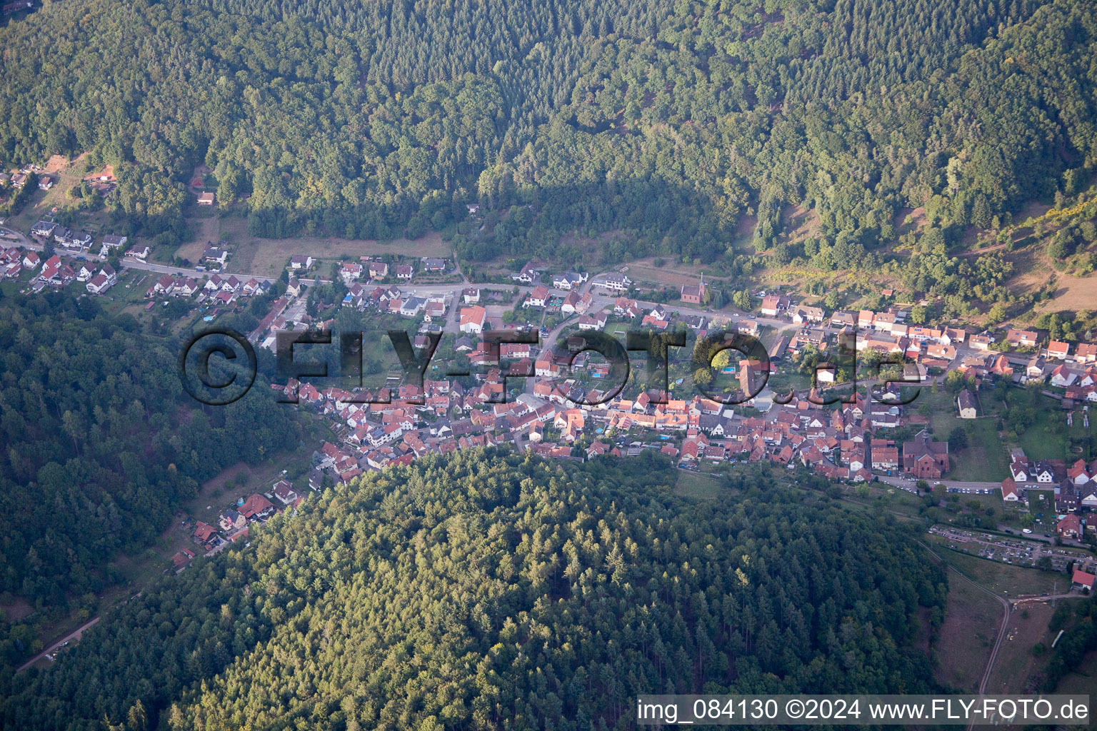 Photographie aérienne de Eußerthal dans le département Rhénanie-Palatinat, Allemagne