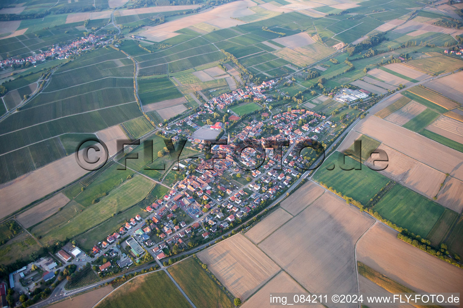 Quartier Kapellen in Kapellen-Drusweiler dans le département Rhénanie-Palatinat, Allemagne du point de vue du drone