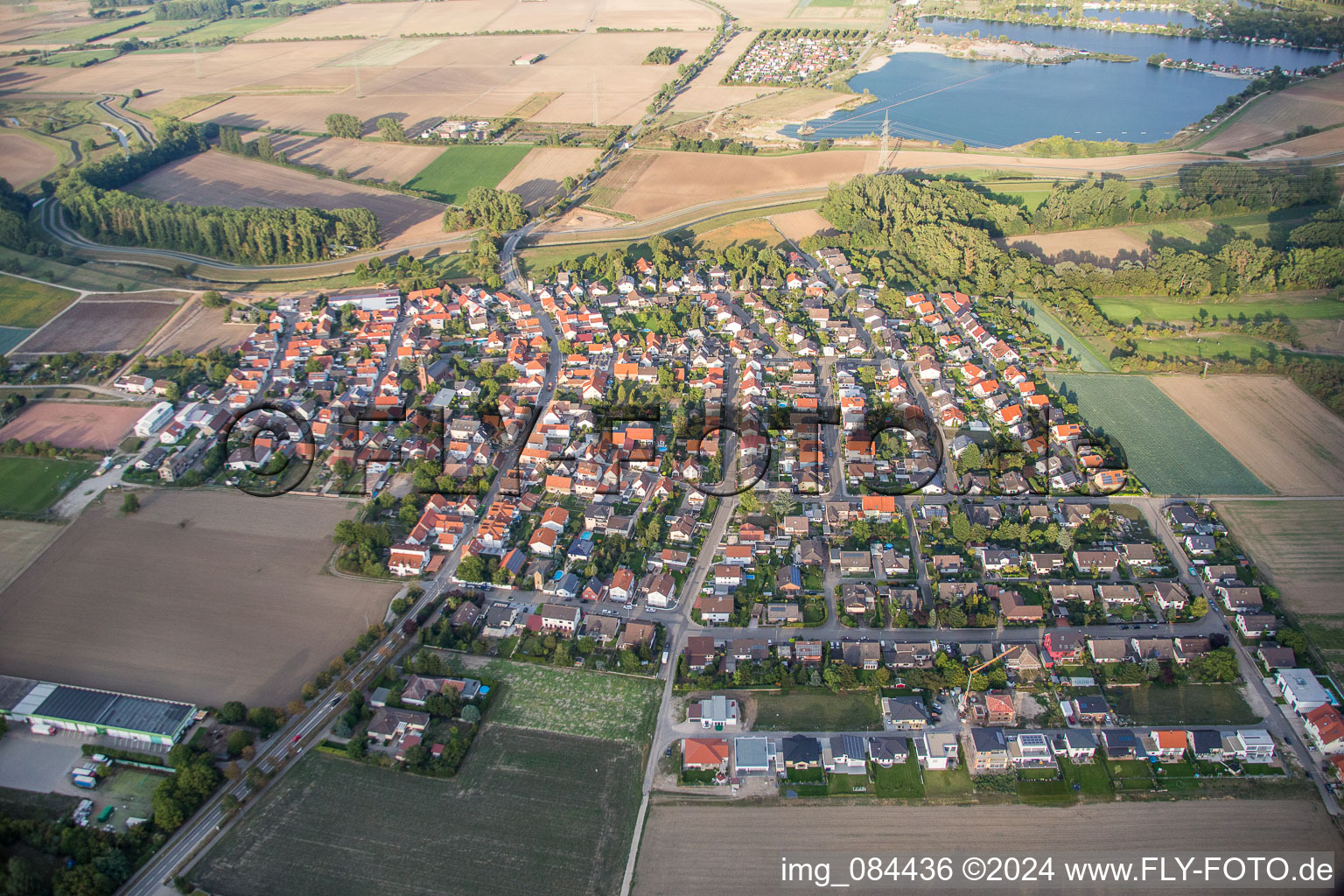 Vue aérienne de Quartier Wattenheim in Biblis dans le département Hesse, Allemagne