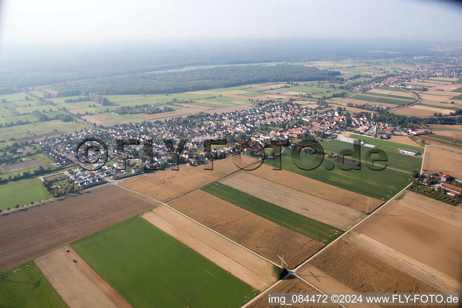 Minfeld dans le département Rhénanie-Palatinat, Allemagne vue du ciel