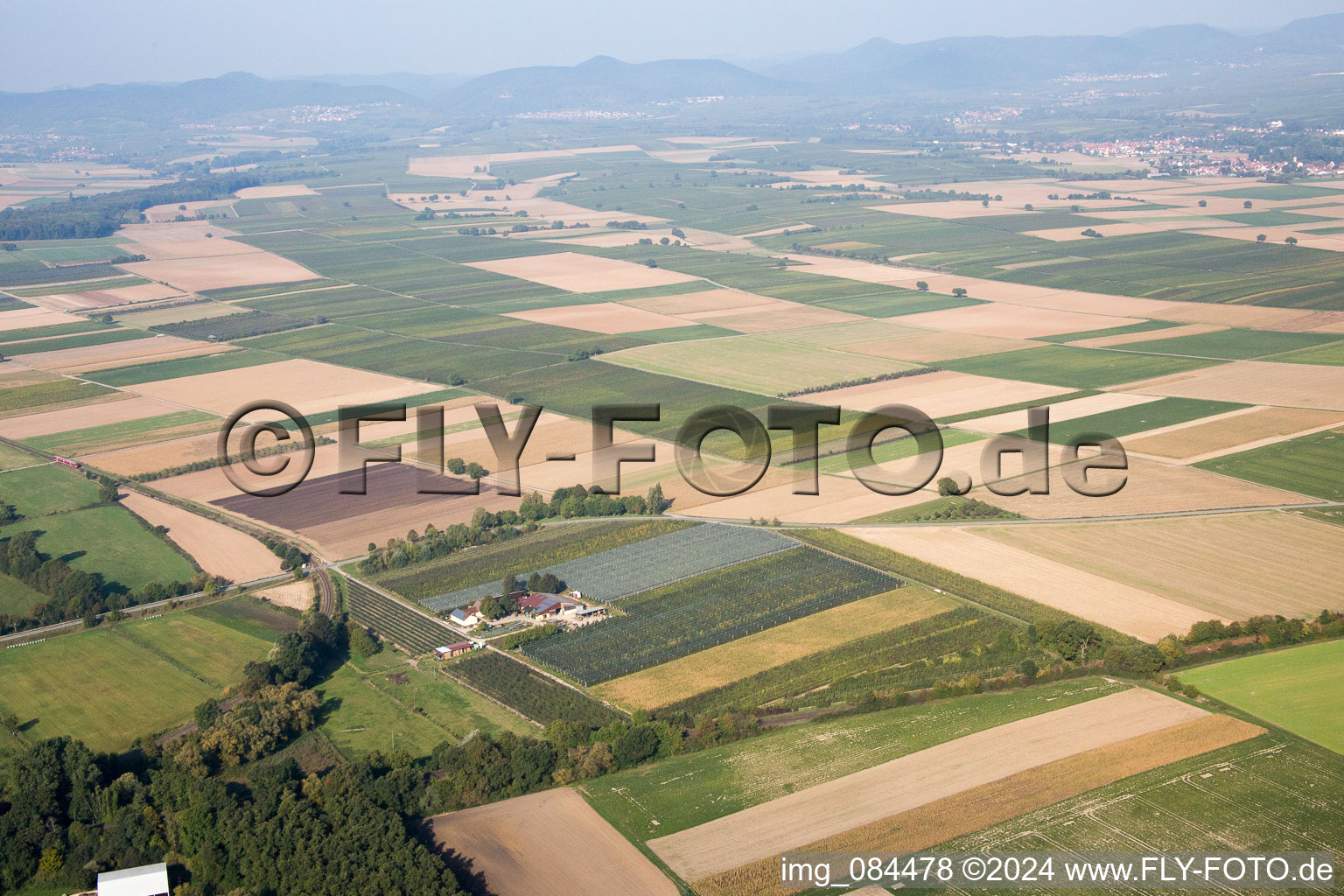 Winden dans le département Rhénanie-Palatinat, Allemagne vue d'en haut