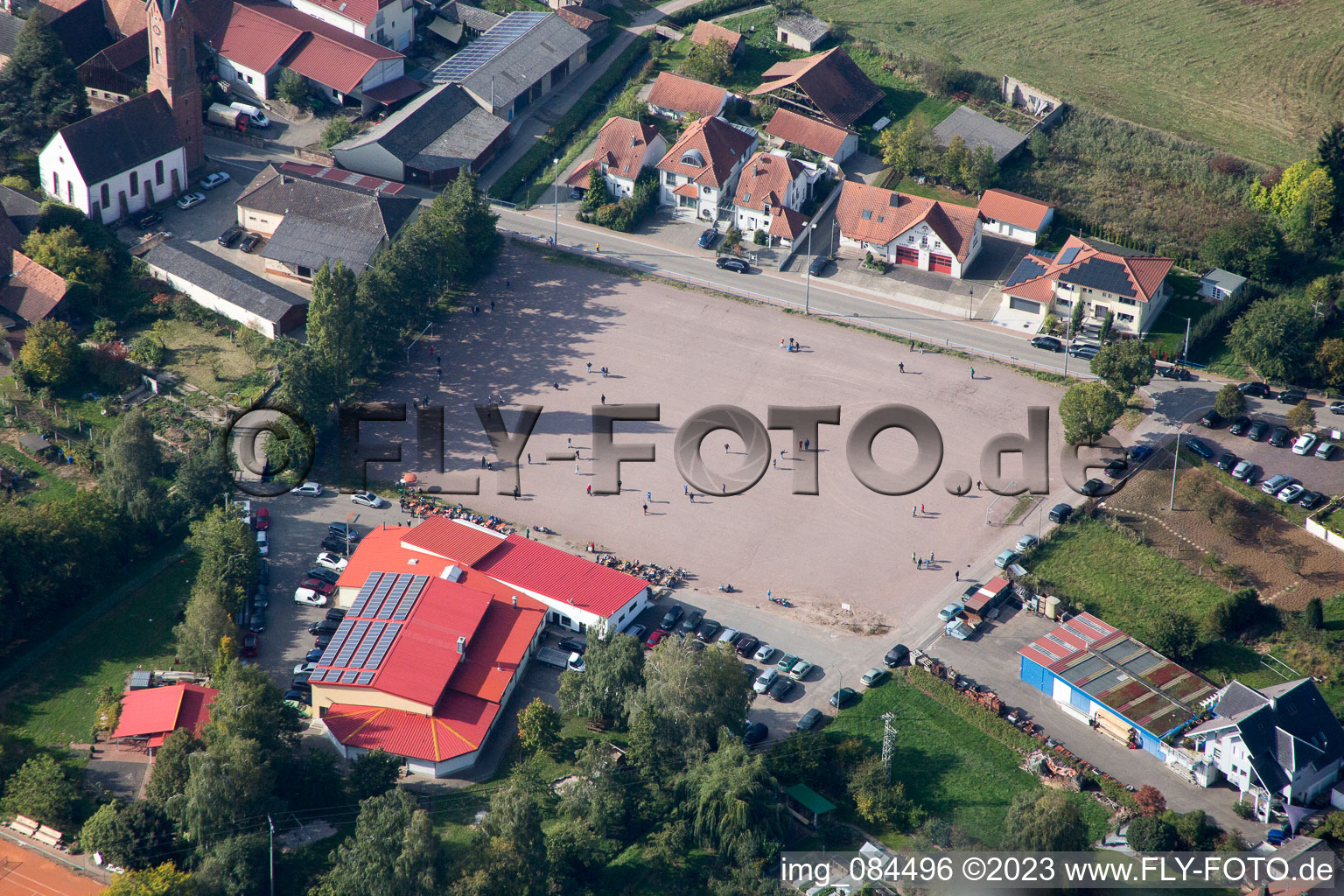 Photographie aérienne de Champ de foire à le quartier Drusweiler in Kapellen-Drusweiler dans le département Rhénanie-Palatinat, Allemagne