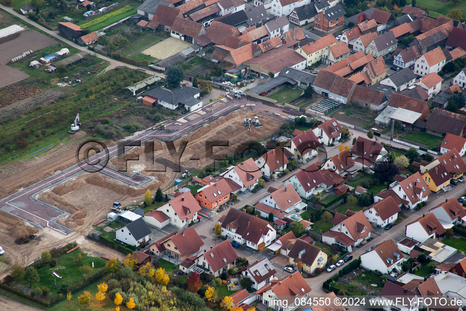 Vue aérienne de Nouvelle zone de développement en d. Jardinage à Erlenbach bei Kandel dans le département Rhénanie-Palatinat, Allemagne