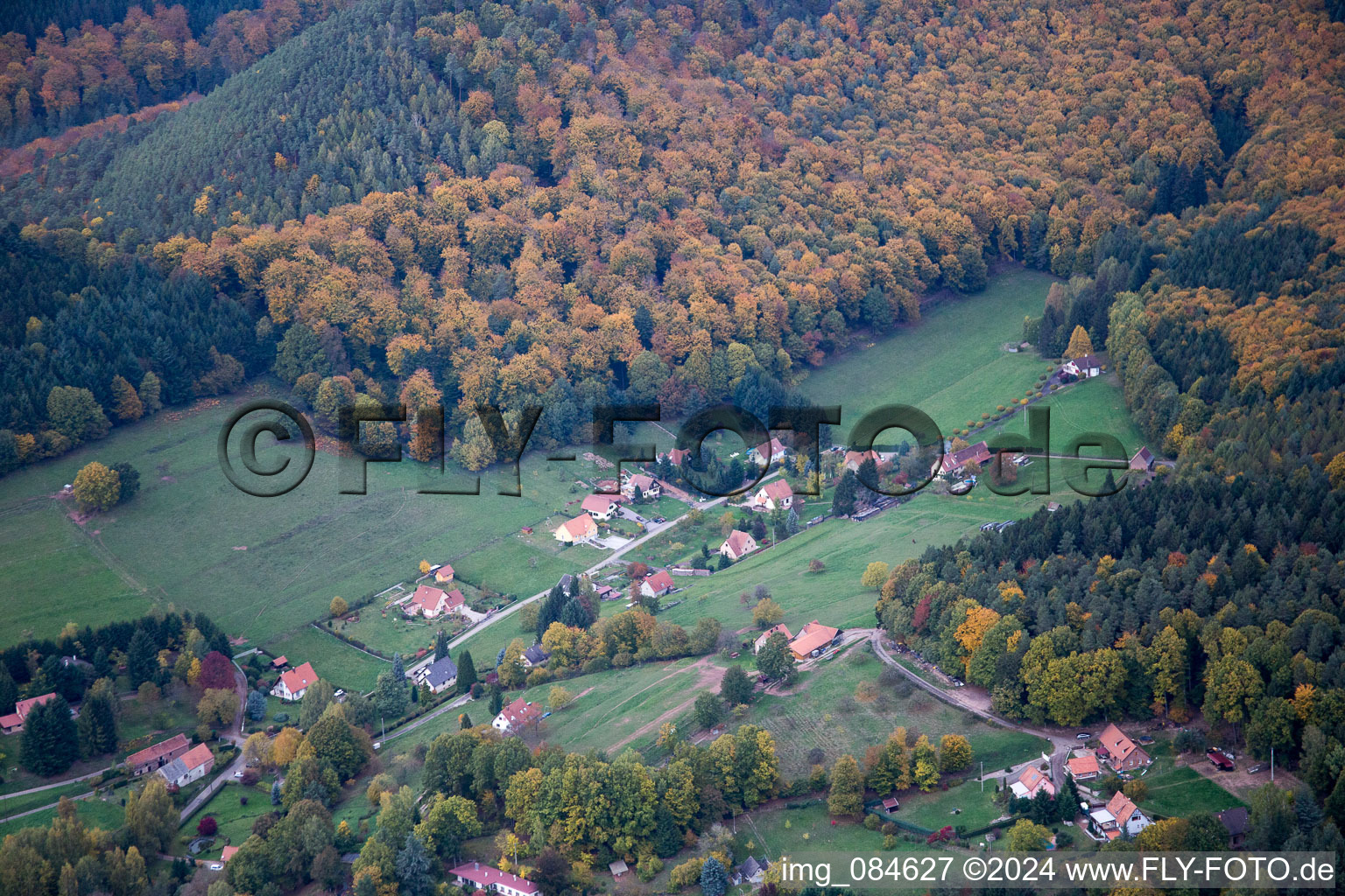 Vue aérienne de Windstein dans le département Bas Rhin, France