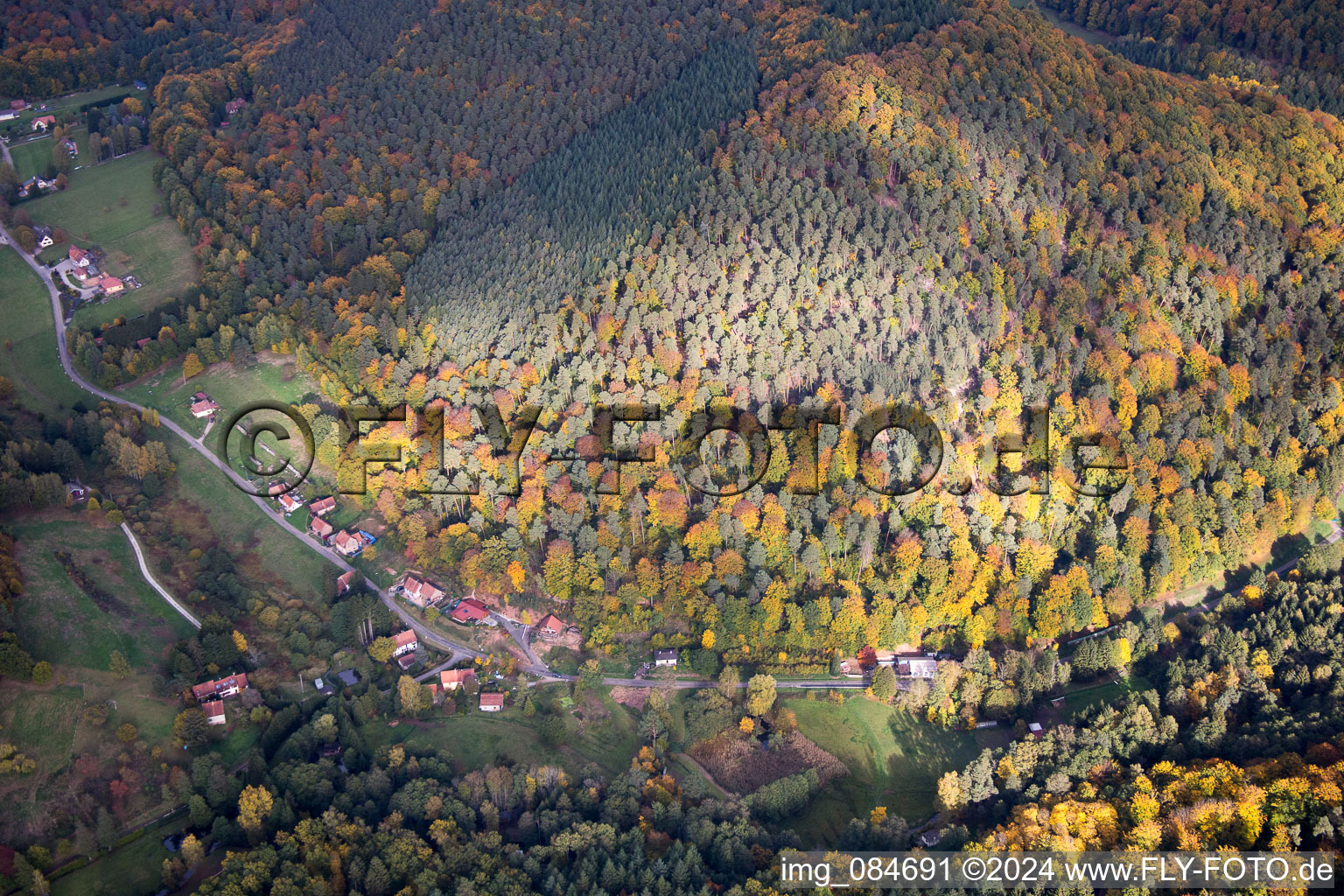 Dambach dans le département Bas Rhin, France depuis l'avion