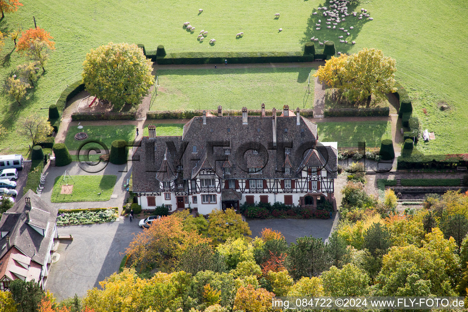 Villa le Riessack à Niederbronn-les-Bains dans le département Bas Rhin, France hors des airs