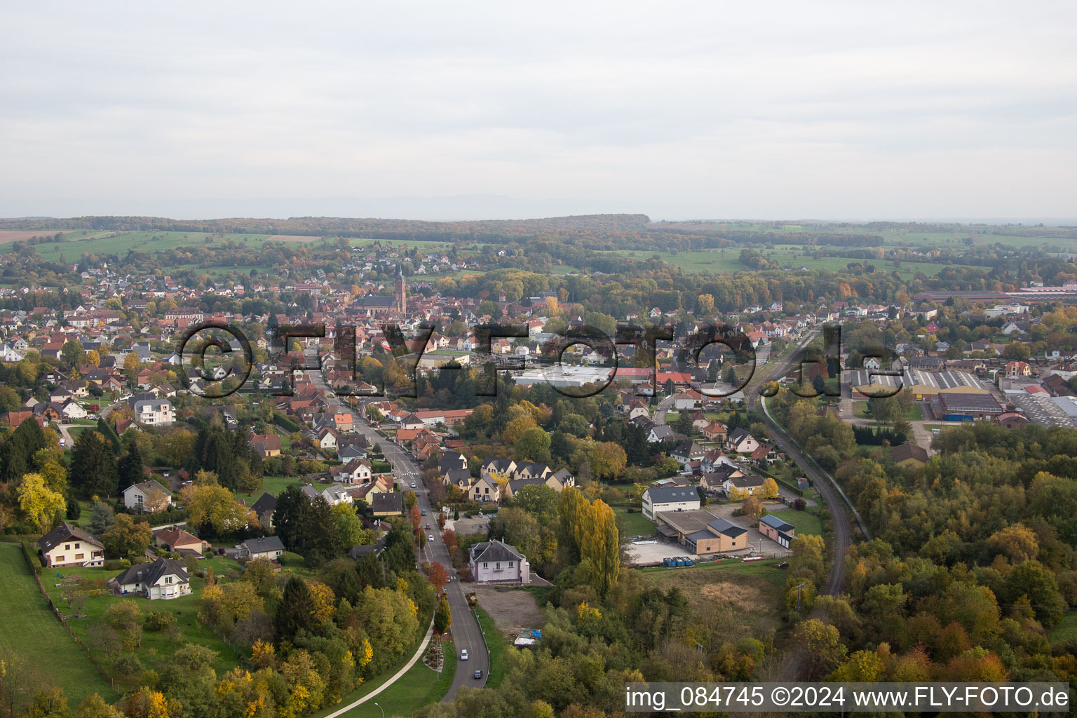 Niederbronn-les-Bains dans le département Bas Rhin, France d'en haut