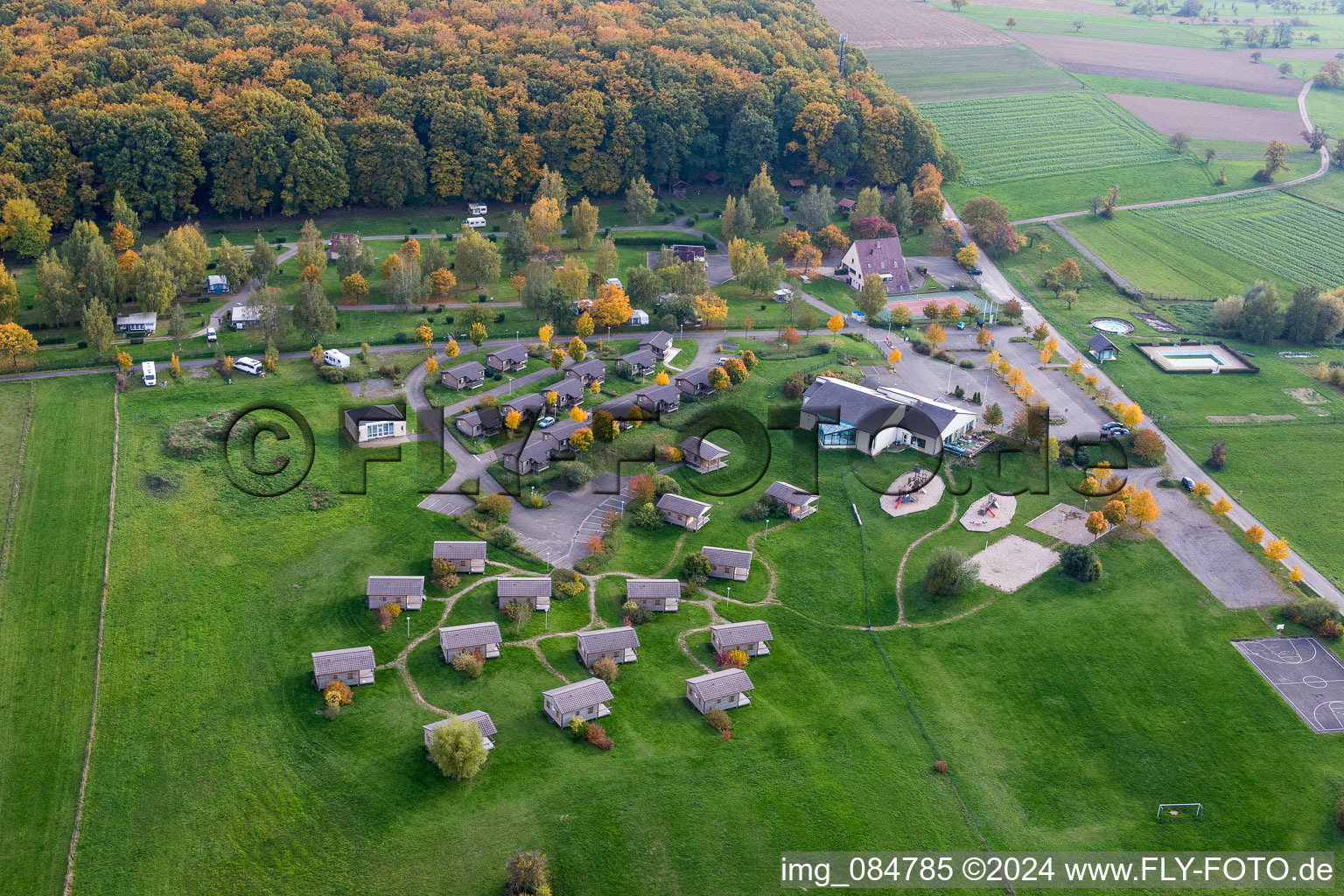 Vue aérienne de Caravanes et tentes - camping et camping Camping Oasis à Oberbronn dans le département Bas Rhin, France