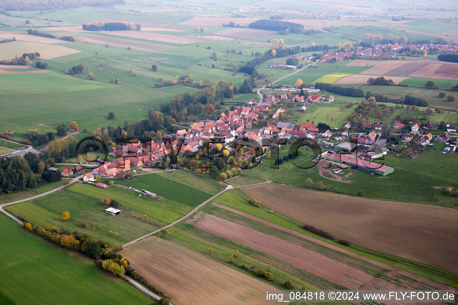Vue aérienne de Bischholtz dans le département Bas Rhin, France