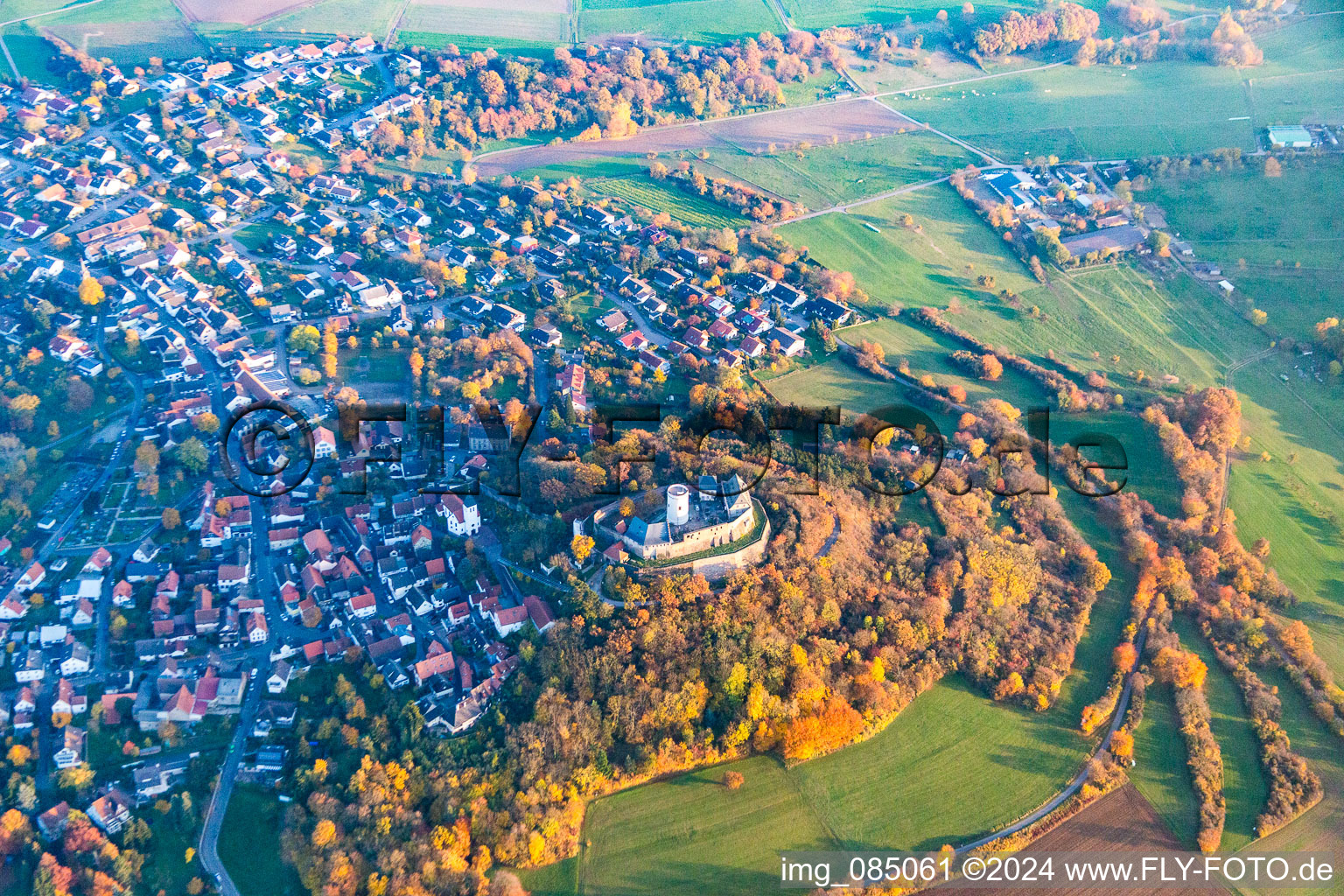 Vue aérienne de Veste de musée Otzberg à le quartier Hering in Otzberg dans le département Hesse, Allemagne