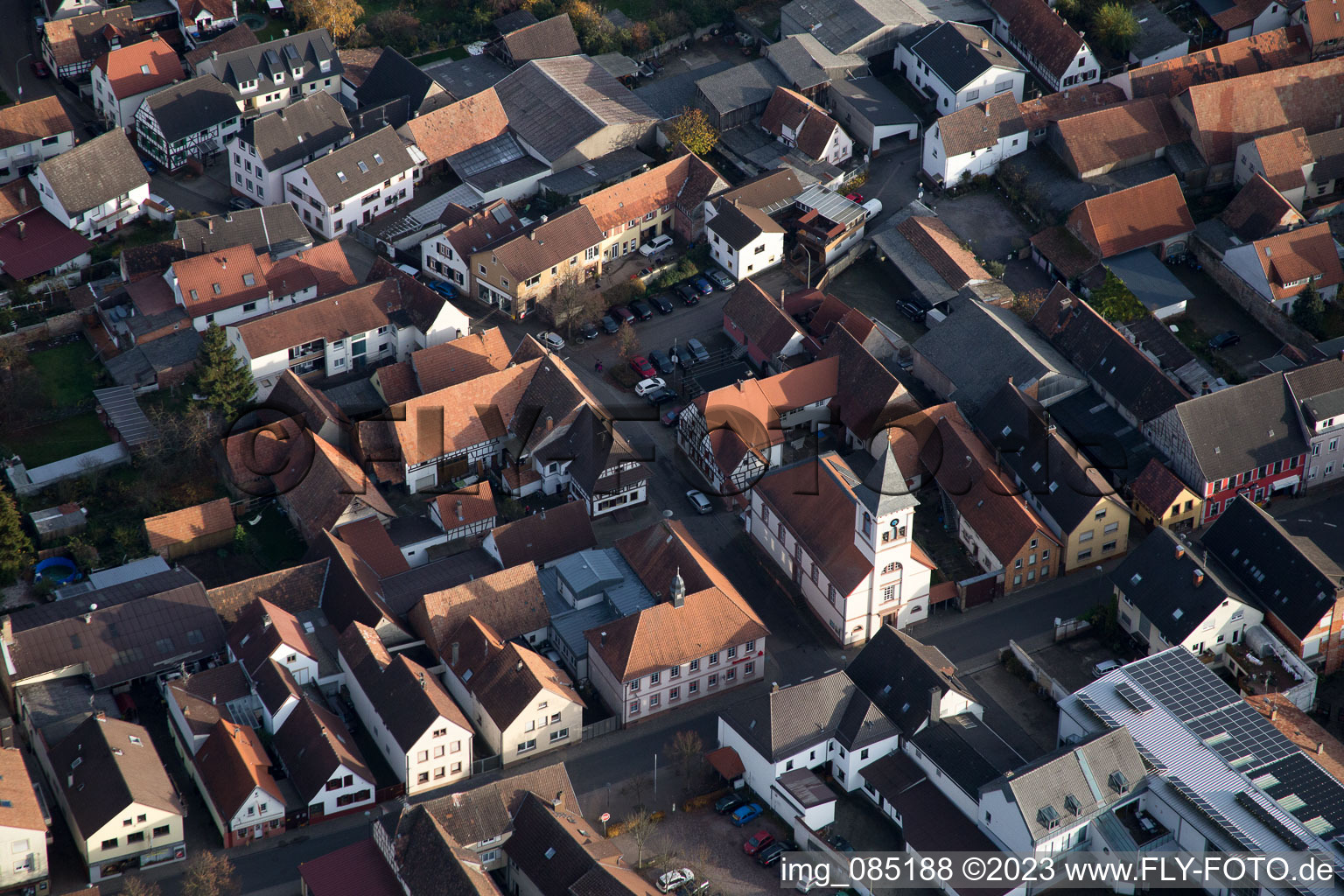 Vue aérienne de Quartier Ingenheim in Billigheim-Ingenheim dans le département Rhénanie-Palatinat, Allemagne