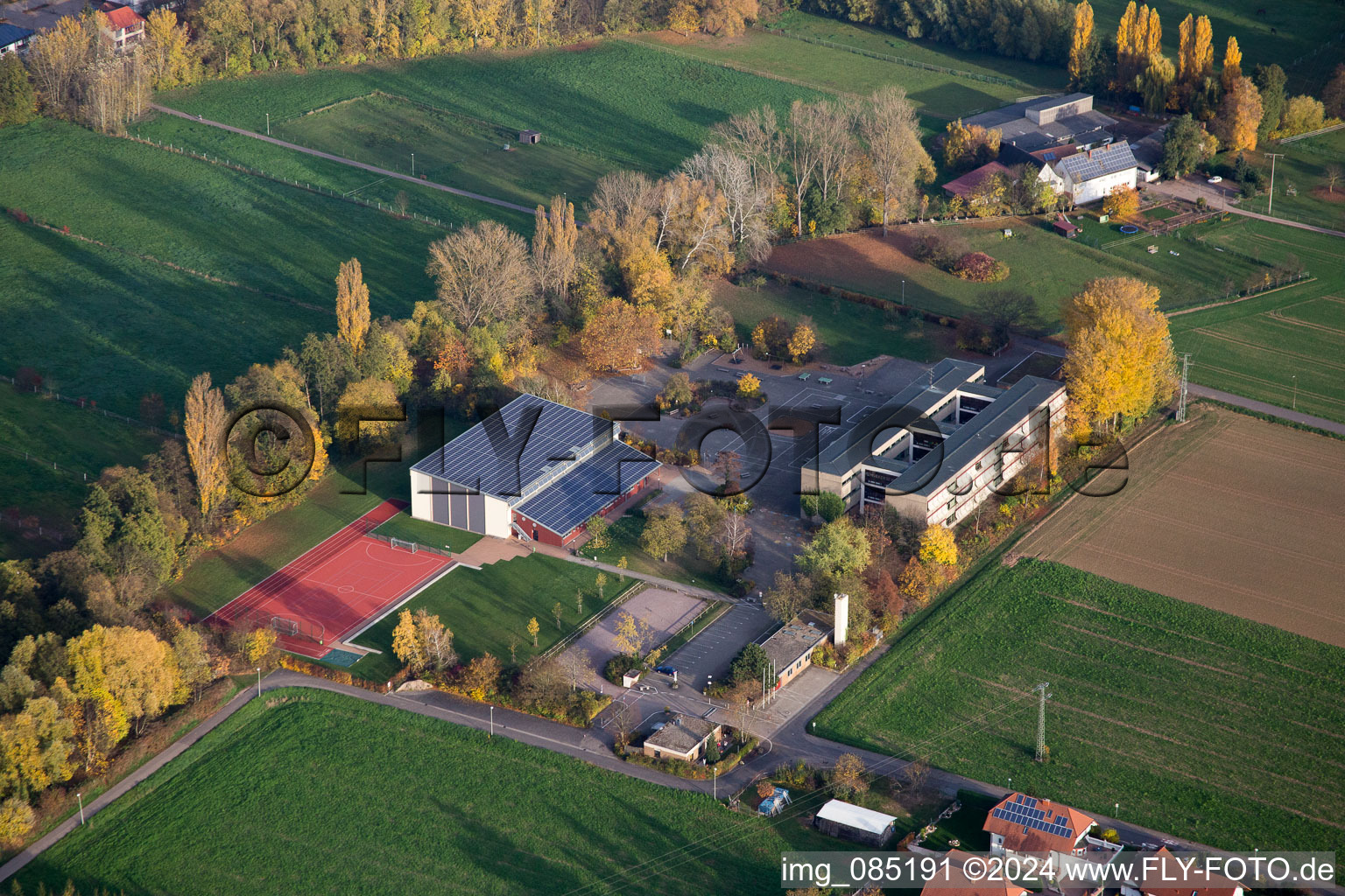 Quartier Ingenheim in Billigheim-Ingenheim dans le département Rhénanie-Palatinat, Allemagne d'en haut