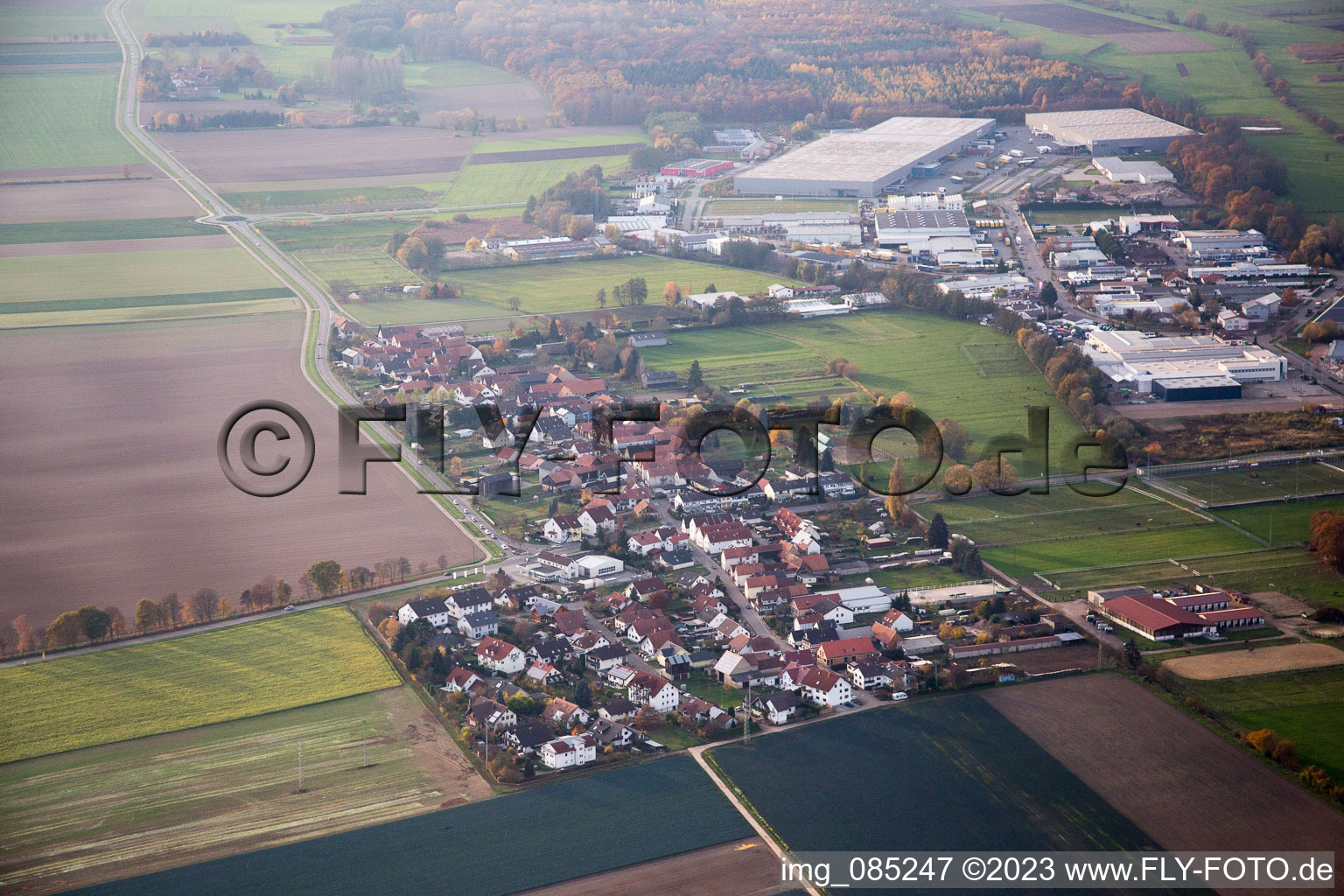 Quartier Minderslachen in Kandel dans le département Rhénanie-Palatinat, Allemagne vu d'un drone