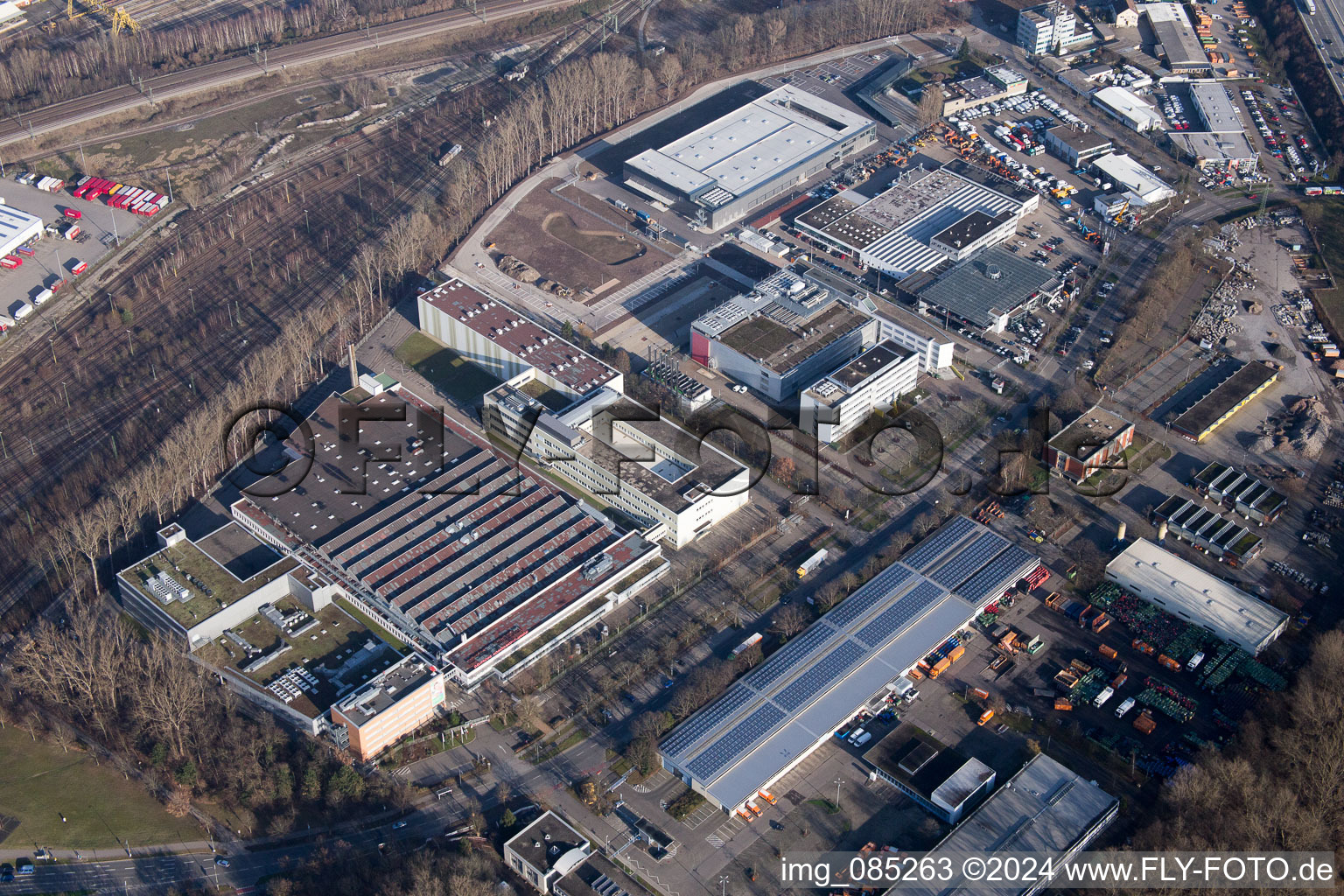 Quartier Rintheim in Karlsruhe dans le département Bade-Wurtemberg, Allemagne vue du ciel