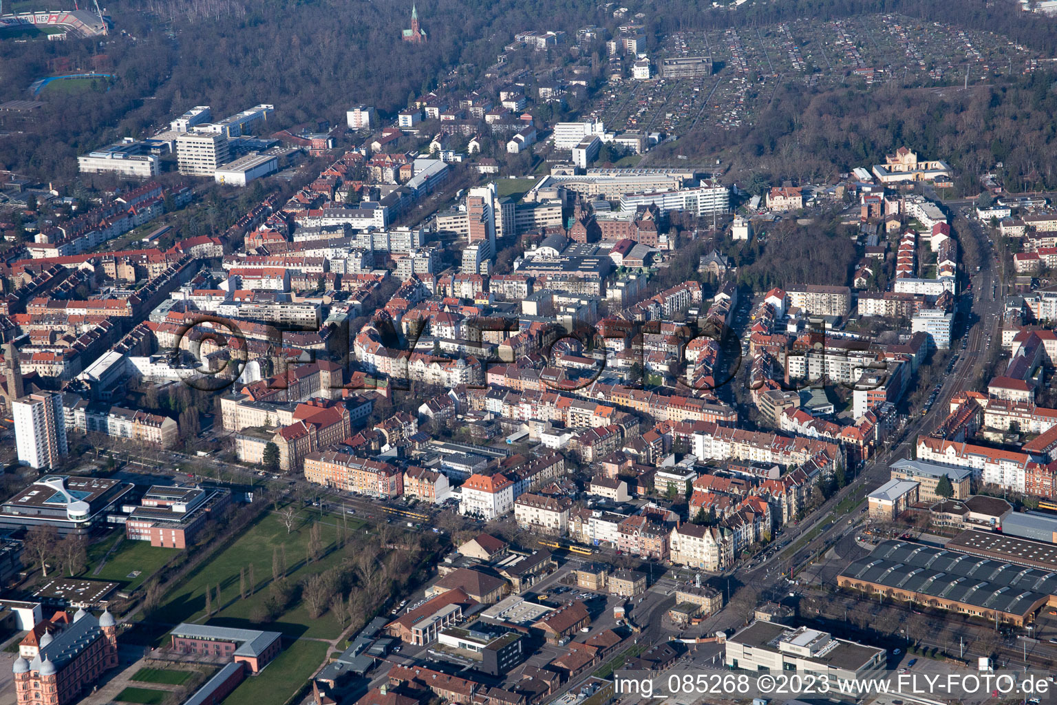 Image drone de Quartier Rintheim in Karlsruhe dans le département Bade-Wurtemberg, Allemagne