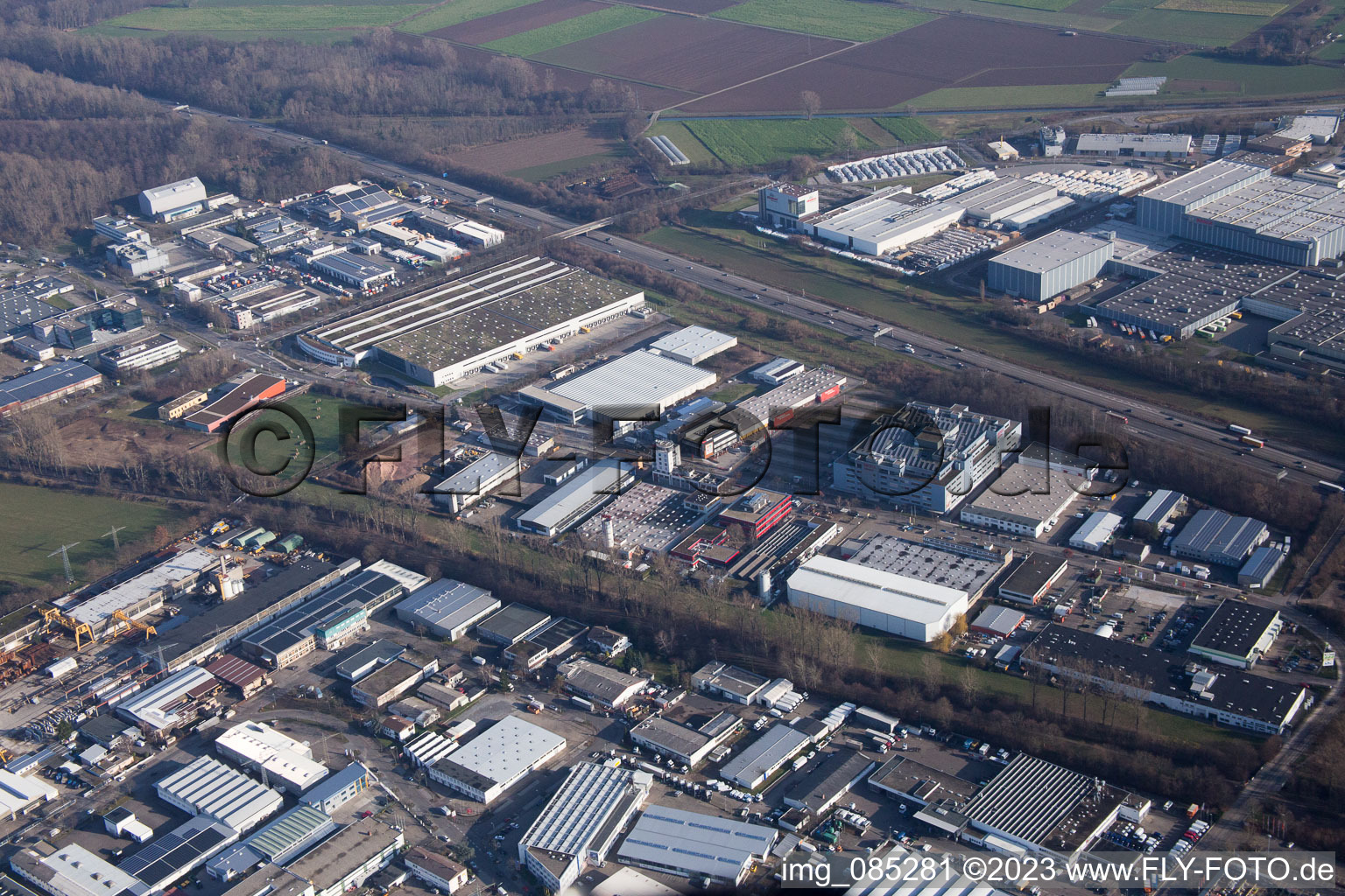 Vue aérienne de Au Storrenacker à le quartier Hagsfeld in Karlsruhe dans le département Bade-Wurtemberg, Allemagne