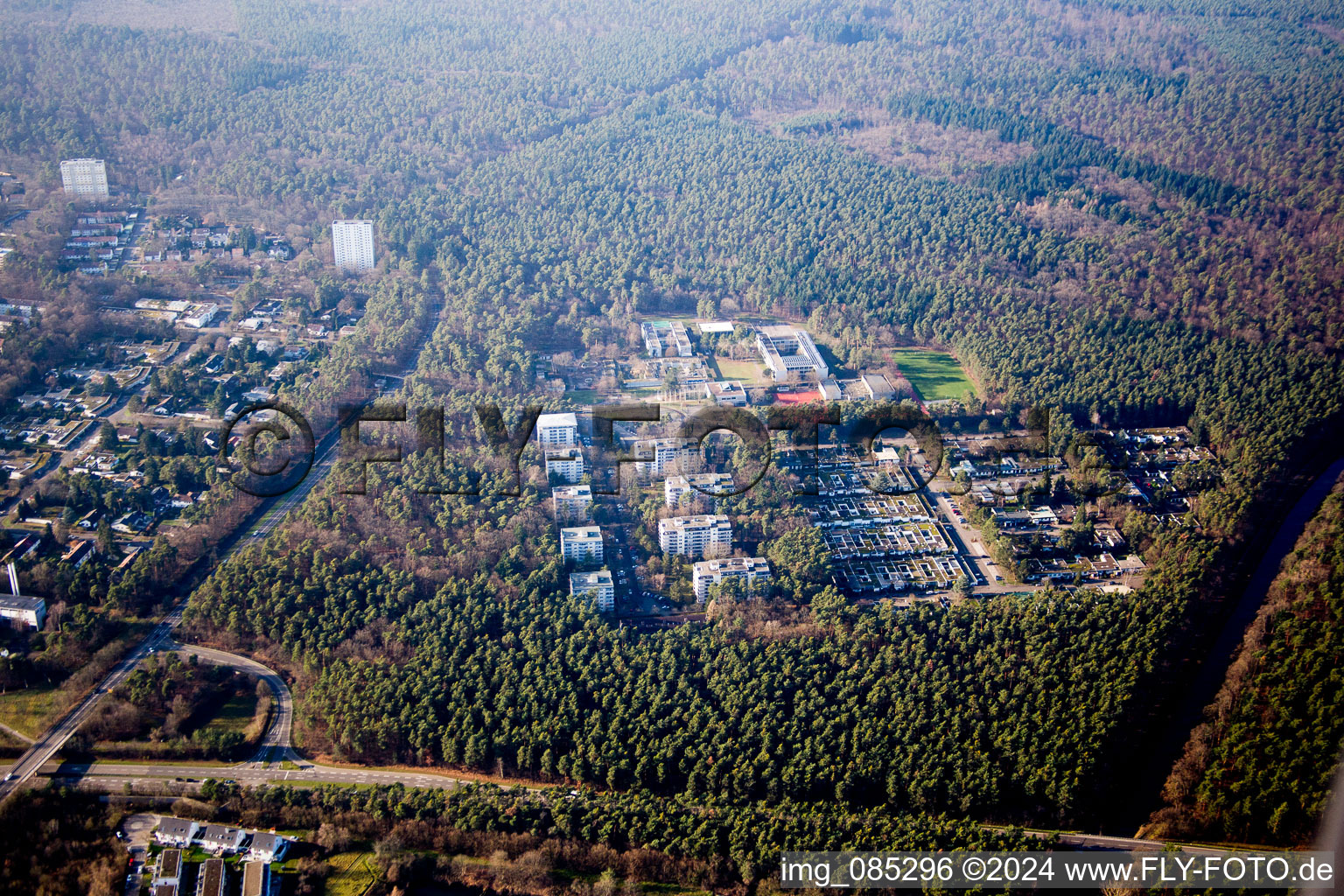 Vue aérienne de Quartier Waldstadt in Karlsruhe dans le département Bade-Wurtemberg, Allemagne