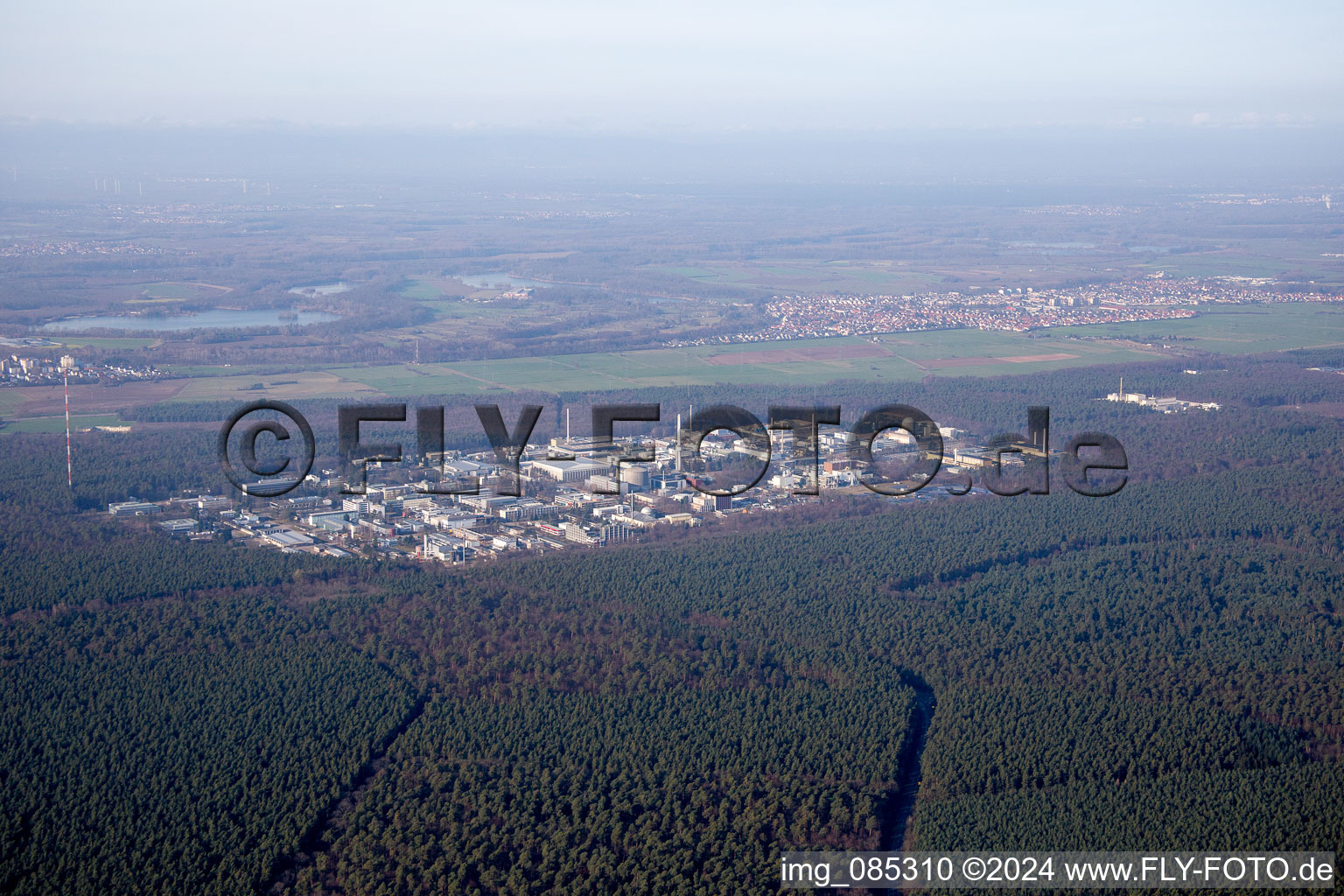 Vue aérienne de Leopoldshafen, KIK Campus N à le quartier Blankenloch in Stutensee dans le département Bade-Wurtemberg, Allemagne