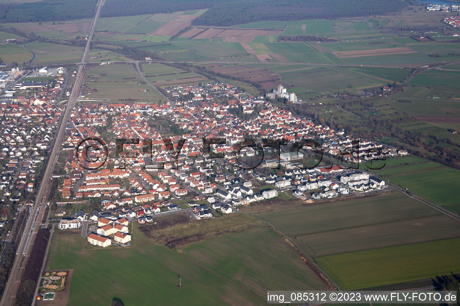 Vue aérienne de Quartier Friedrichstal in Stutensee dans le département Bade-Wurtemberg, Allemagne