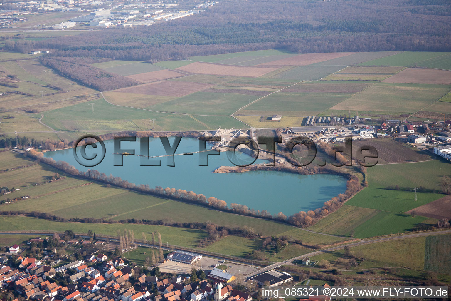 Vue aérienne de Usine de gravier Büchenau à le quartier Büchenau in Bruchsal dans le département Bade-Wurtemberg, Allemagne