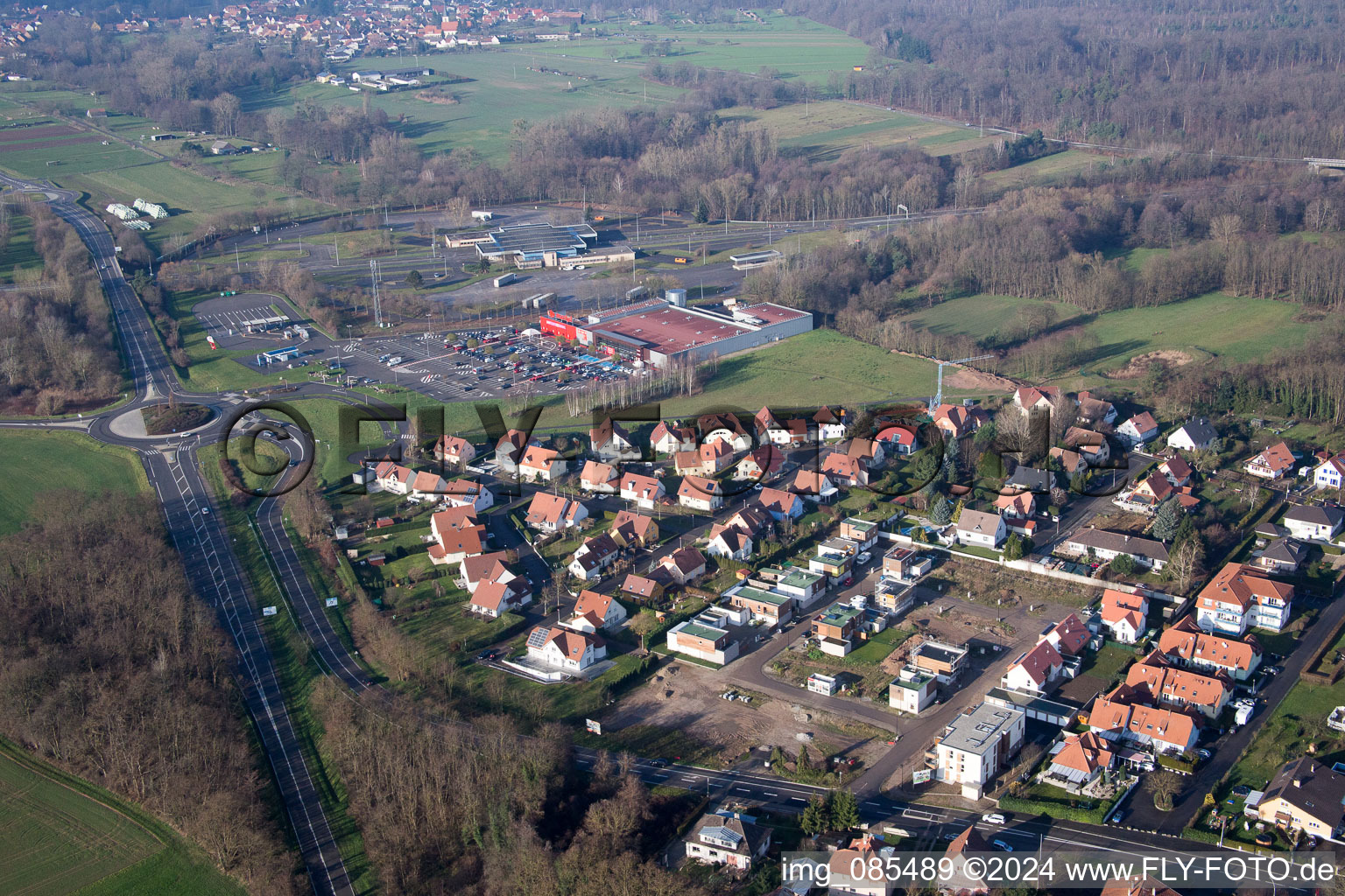 Lauterbourg dans le département Bas Rhin, France vu d'un drone