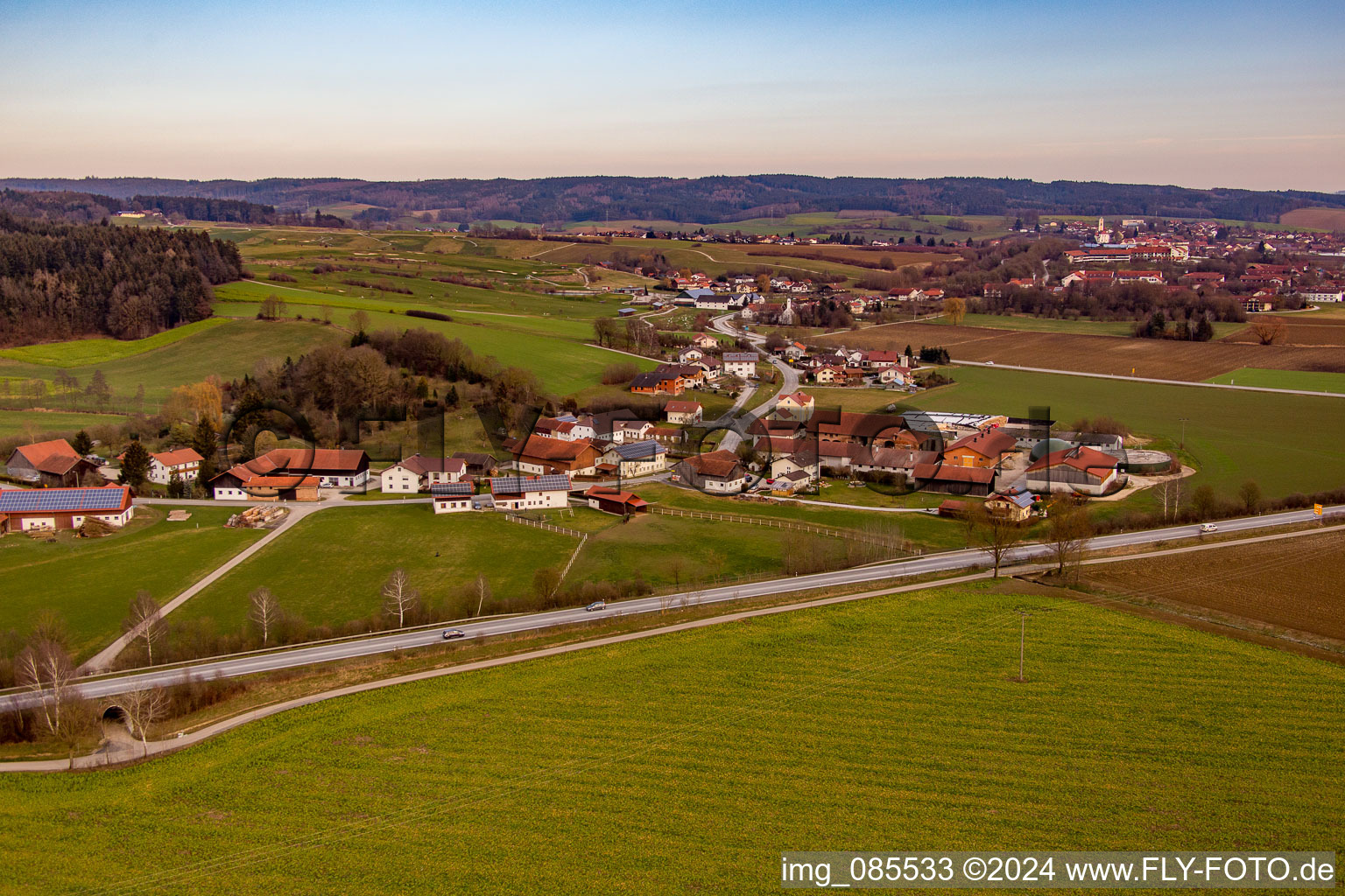 Vue aérienne de Quartier Untertattenbach in Bad Birnbach dans le département Bavière, Allemagne