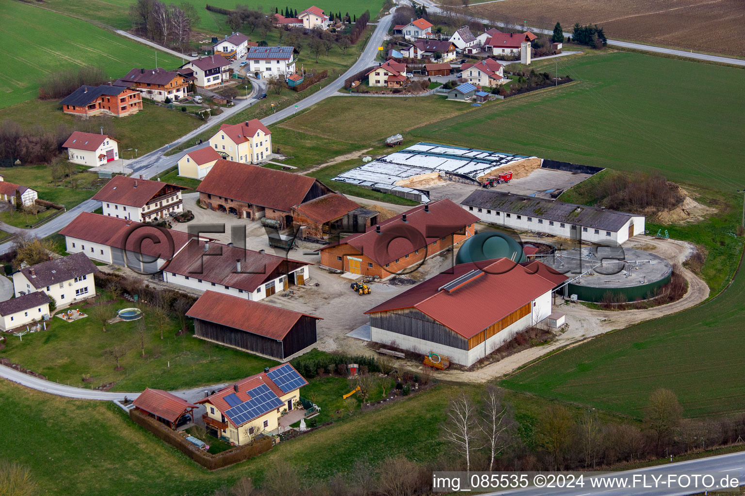 Vue aérienne de Quartier Untertattenbach in Bad Birnbach dans le département Bavière, Allemagne