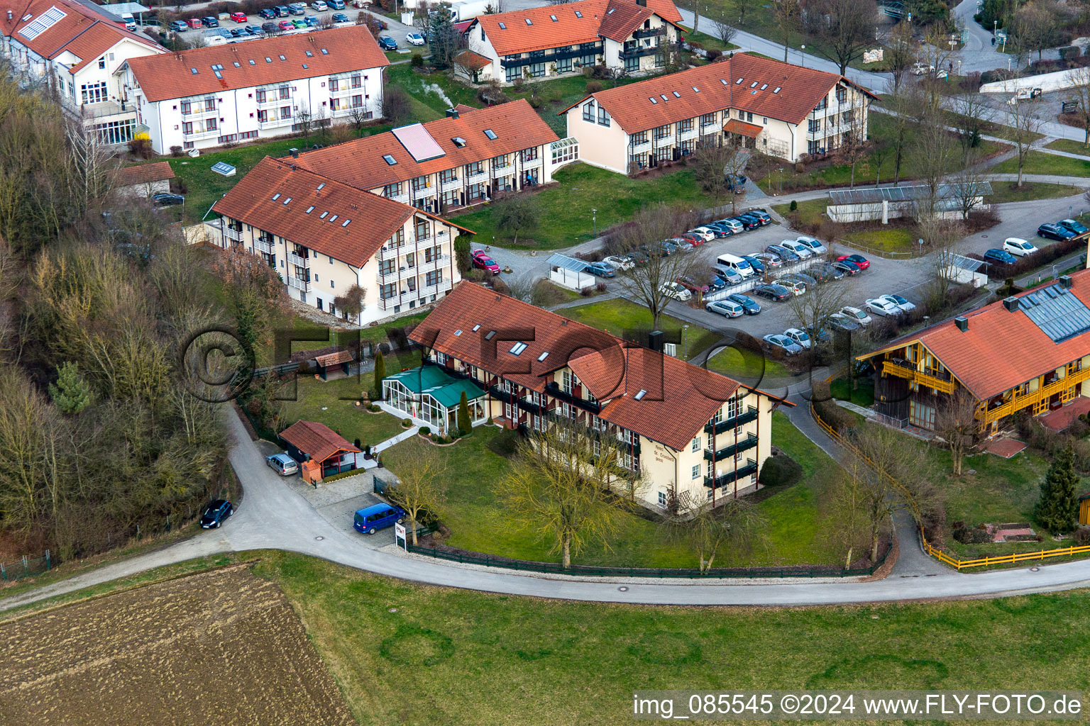 Vue d'oiseau de Quartier Aunham in Bad Birnbach dans le département Bavière, Allemagne