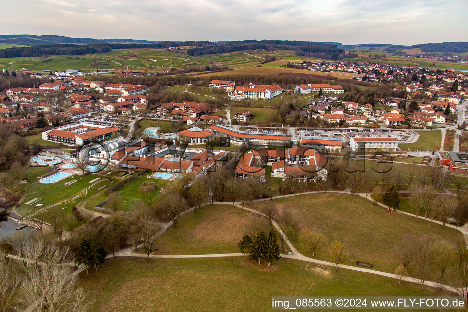 Thermes Rottal à le quartier Aunham in Bad Birnbach dans le département Bavière, Allemagne vue du ciel