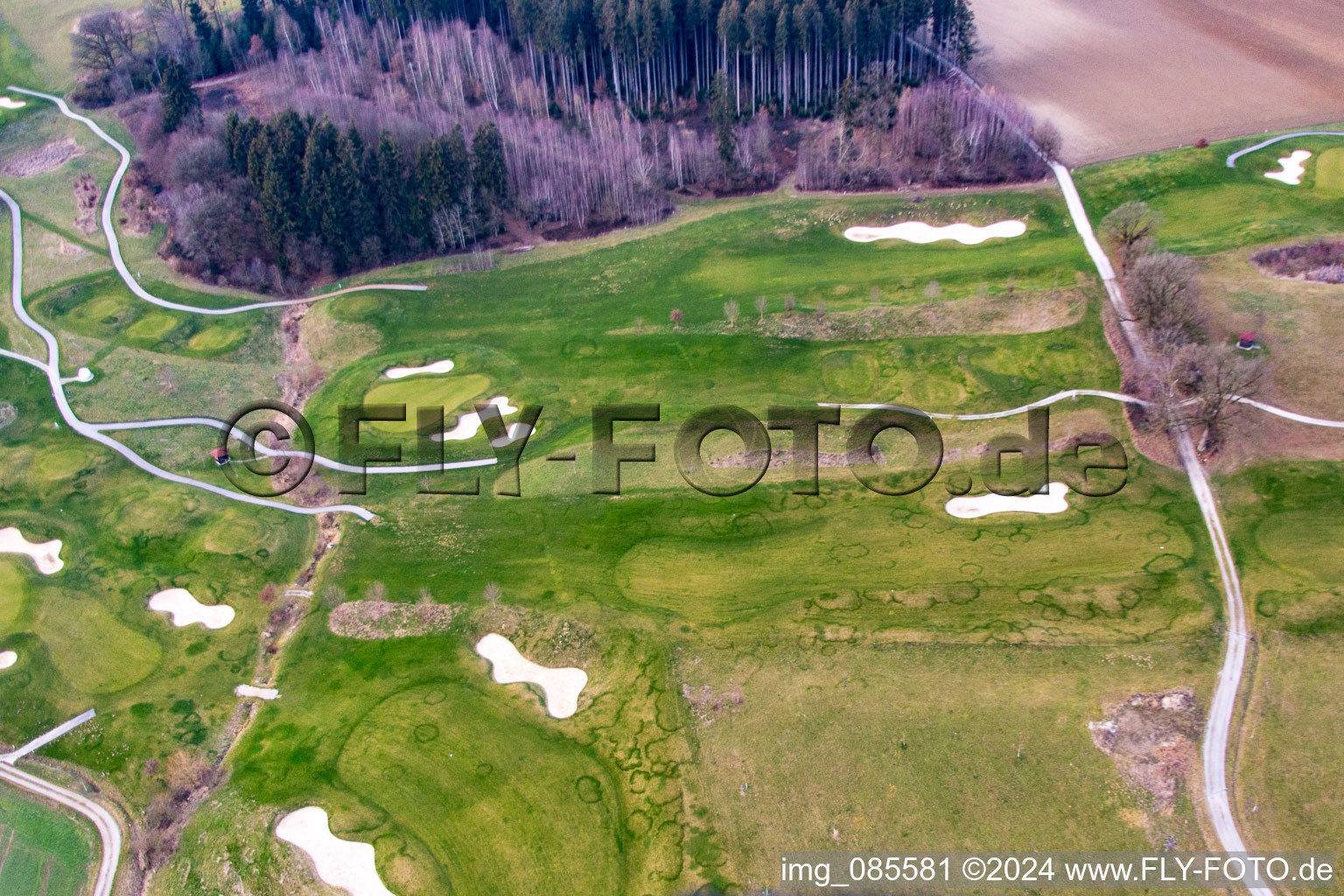 Vue aérienne de Parcours de golf du Bella Vista Golf Club à Bad Birnbach dans le département Bavière, Allemagne