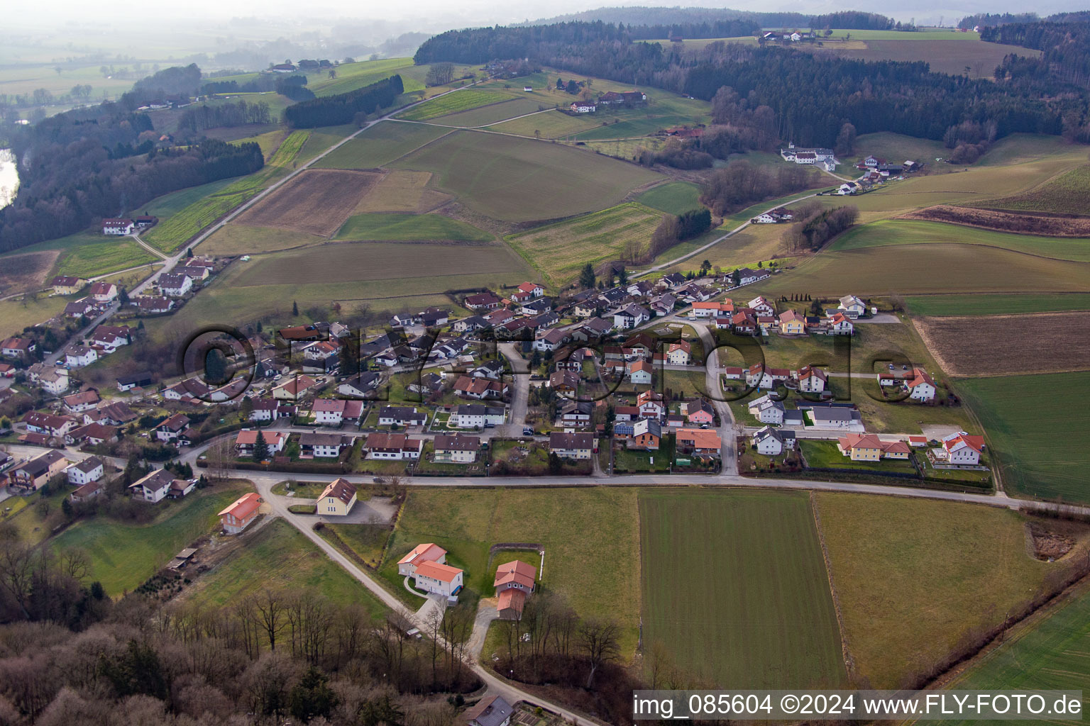 Vue aérienne de Quartier Hirschbach in Bad Birnbach dans le département Bavière, Allemagne