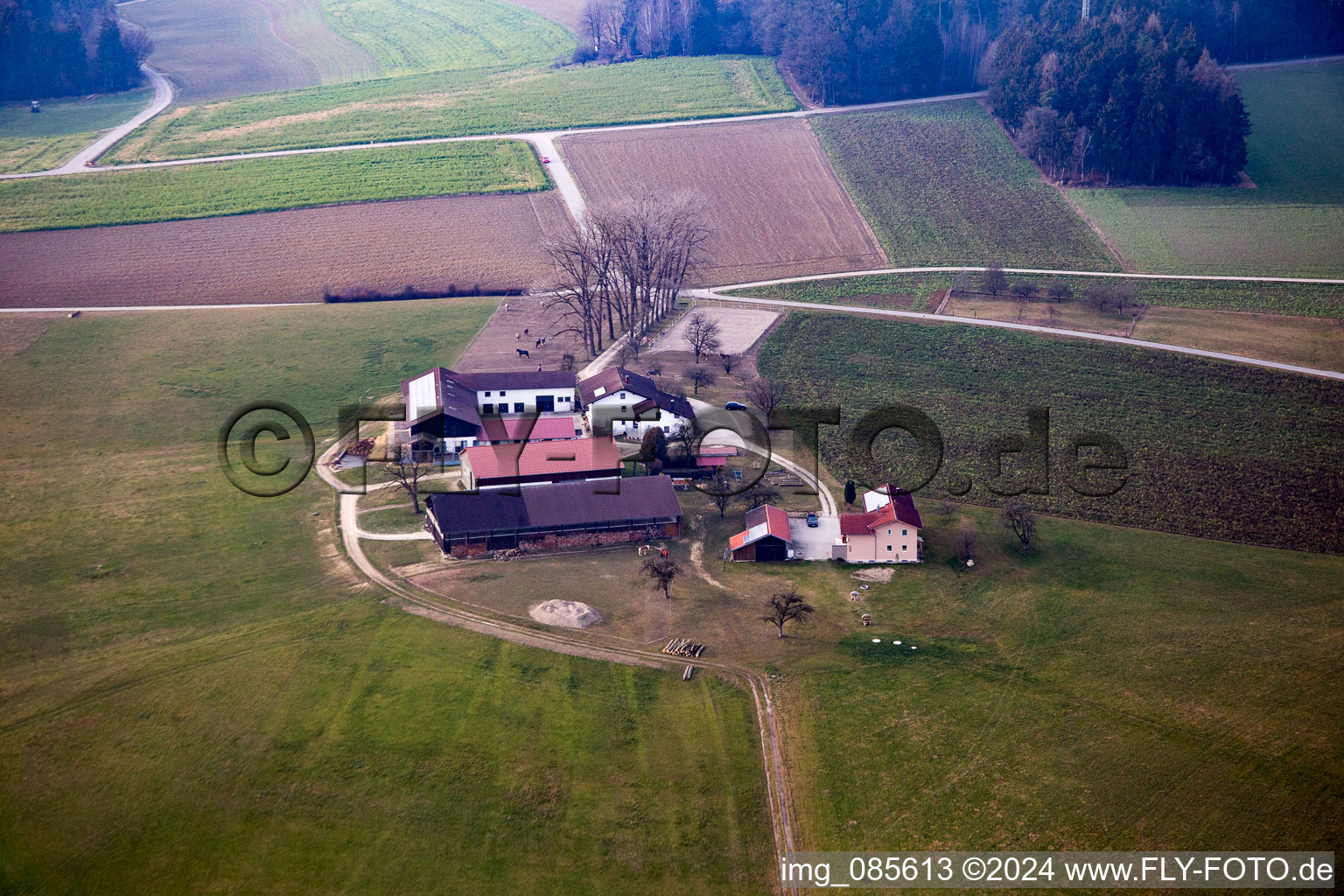 Vue aérienne de Oberham dans le département Bavière, Allemagne