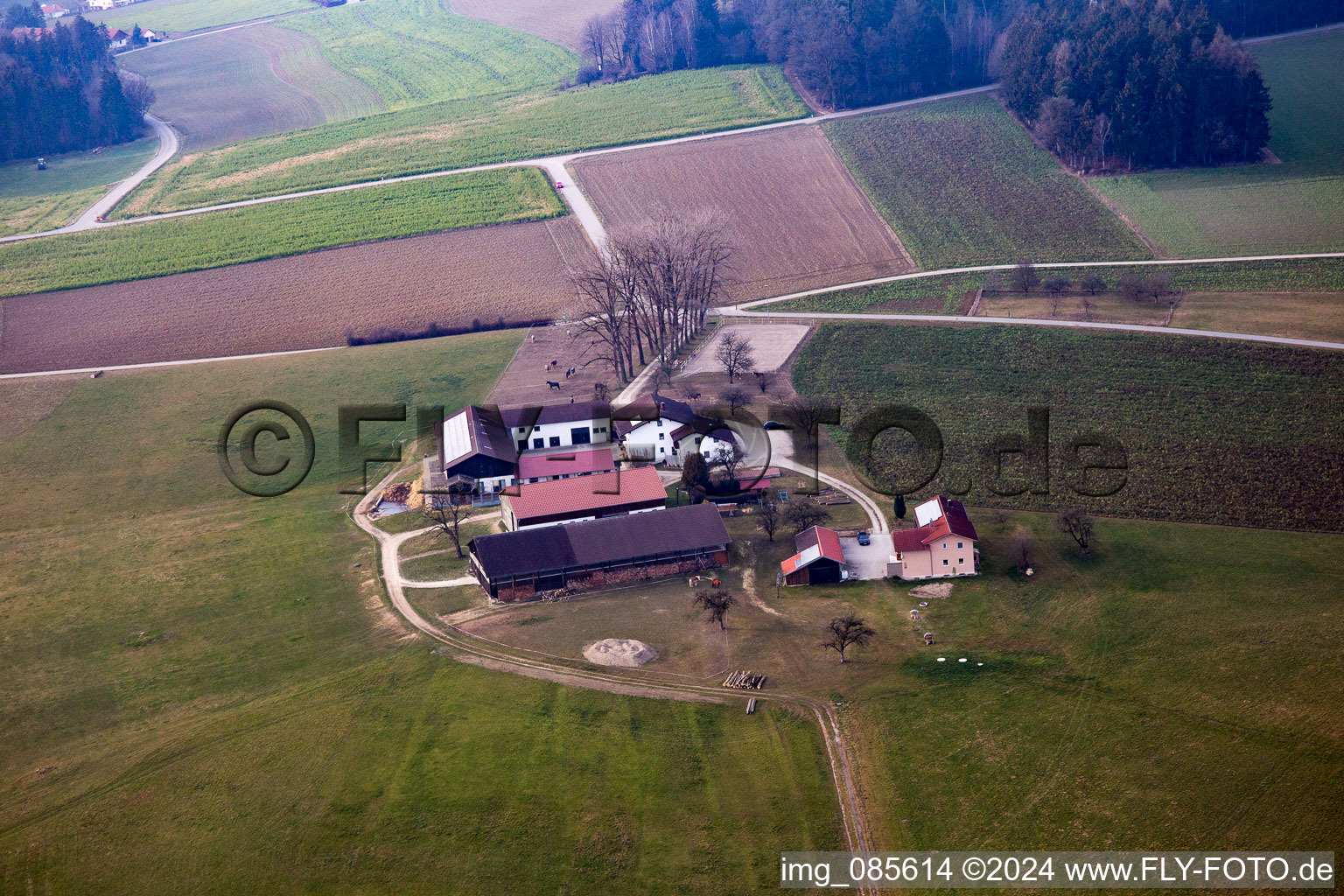 Vue aérienne de Oberham dans le département Bavière, Allemagne