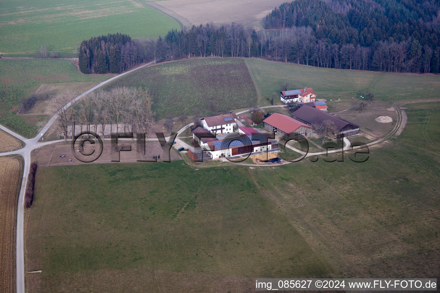 Vue aérienne de Gartlberg à Pfarrkirchen dans le département Bavière, Allemagne