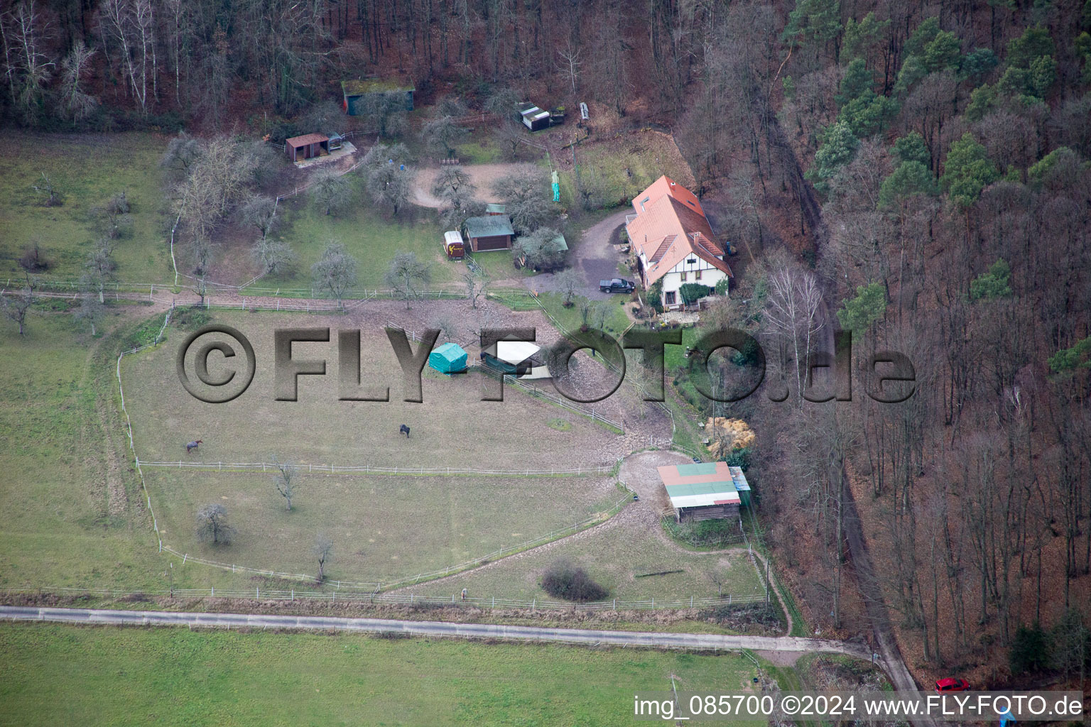 Photographie aérienne de FeWo Saigenranch à Pleisweiler-Oberhofen dans le département Rhénanie-Palatinat, Allemagne