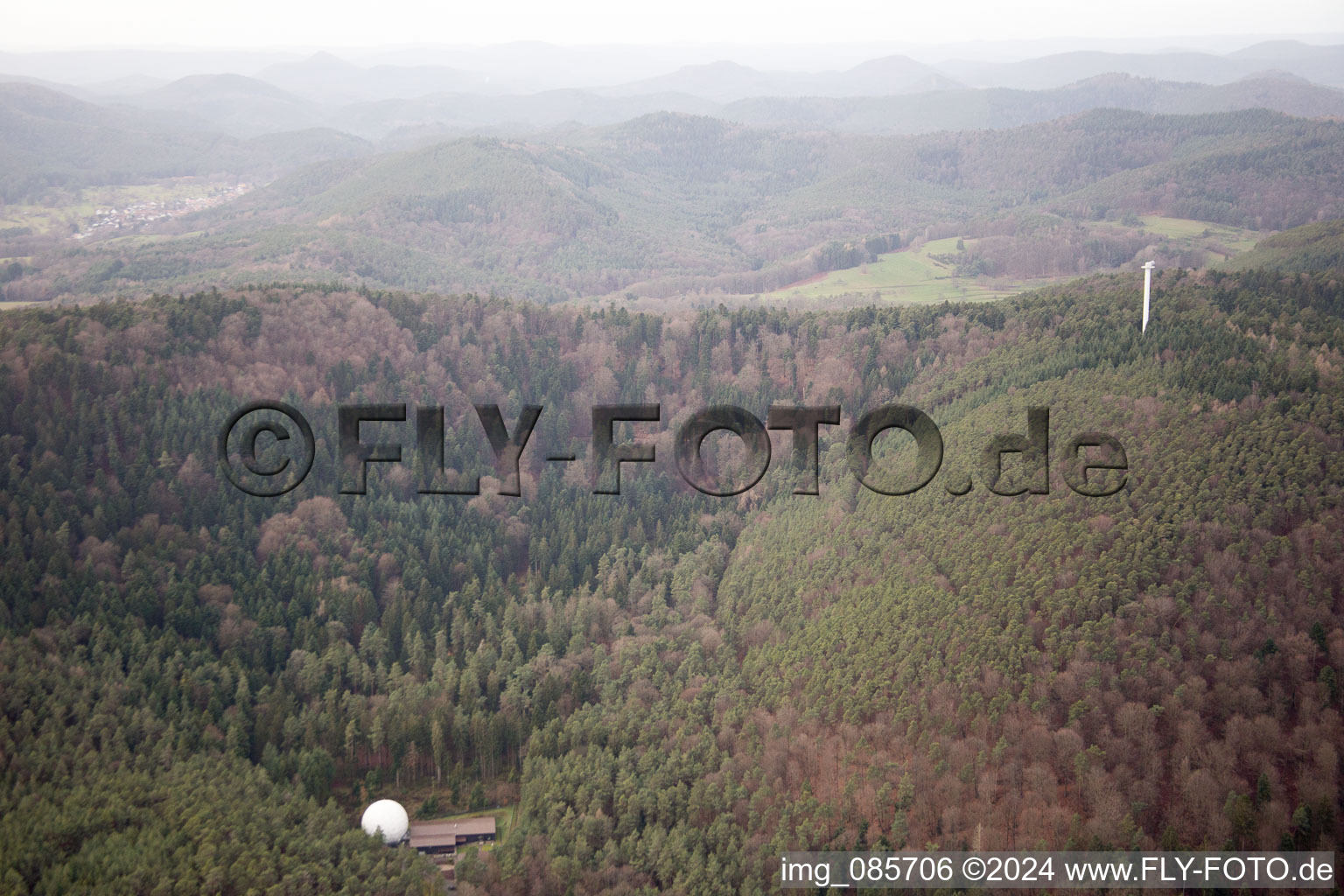 Vue aérienne de Pleisweiler-Oberhofen dans le département Rhénanie-Palatinat, Allemagne