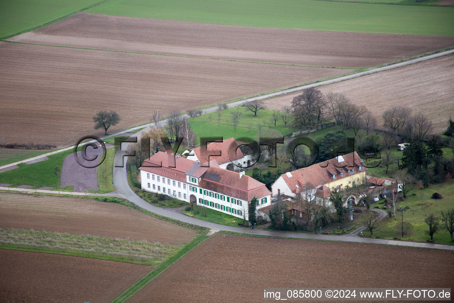 Atelier pour résidences-services Atelier pour talents cachés à but non lucratif GmbH à Haftelhof à le quartier Haftelhof in Schweighofen dans le département Rhénanie-Palatinat, Allemagne du point de vue du drone