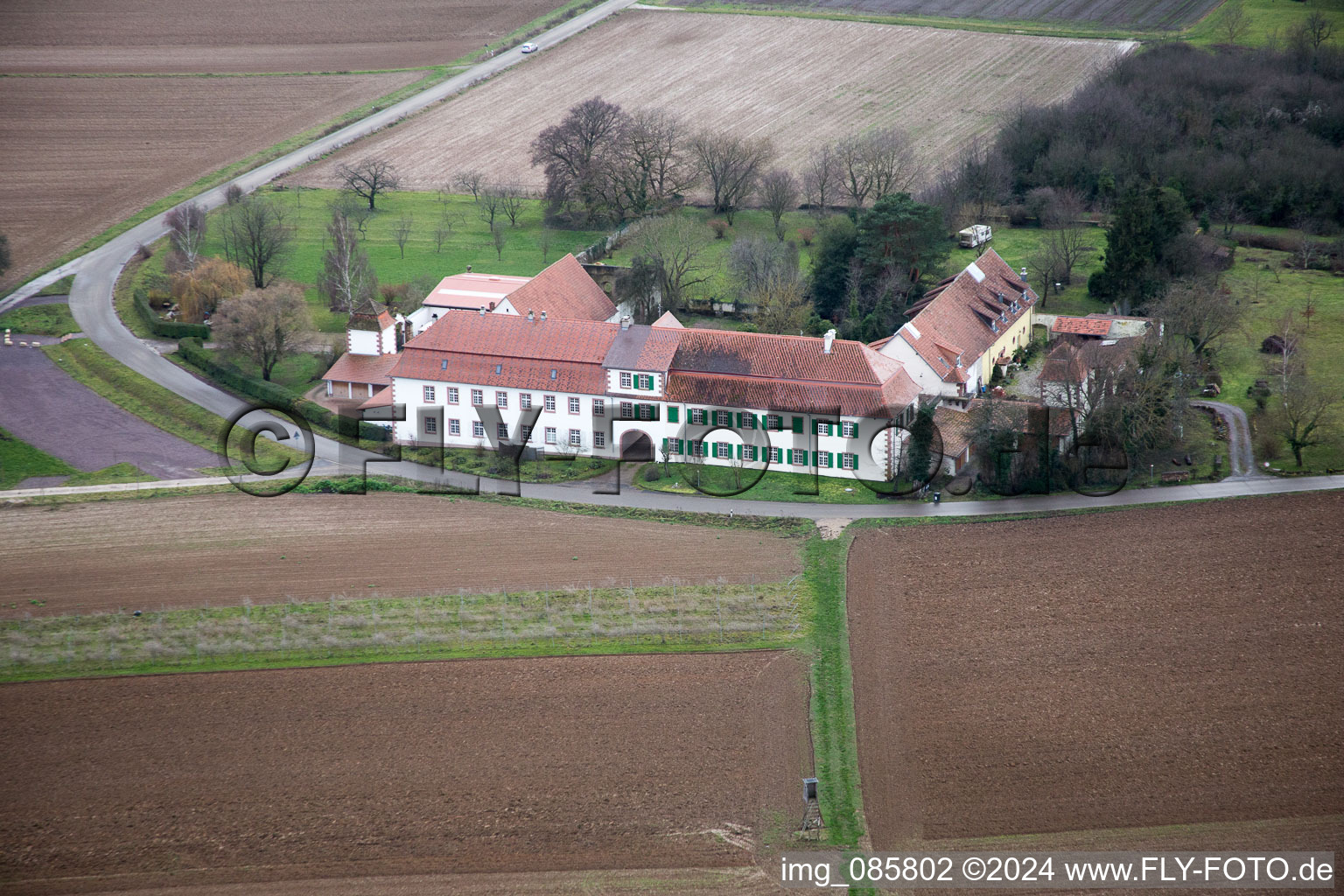 Atelier pour résidences-services Atelier pour talents cachés à but non lucratif GmbH à Haftelhof à le quartier Haftelhof in Schweighofen dans le département Rhénanie-Palatinat, Allemagne vu d'un drone