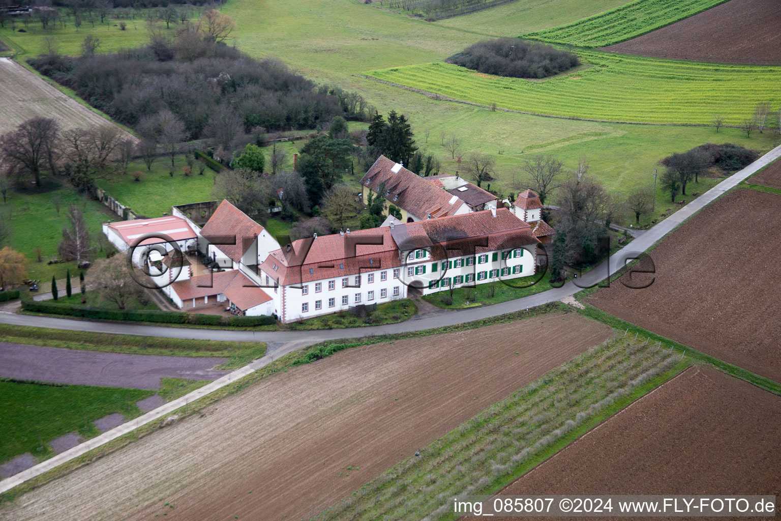 Atelier pour résidences-services Atelier pour talents cachés à but non lucratif GmbH à Haftelhof à le quartier Haftelhof in Schweighofen dans le département Rhénanie-Palatinat, Allemagne d'en haut