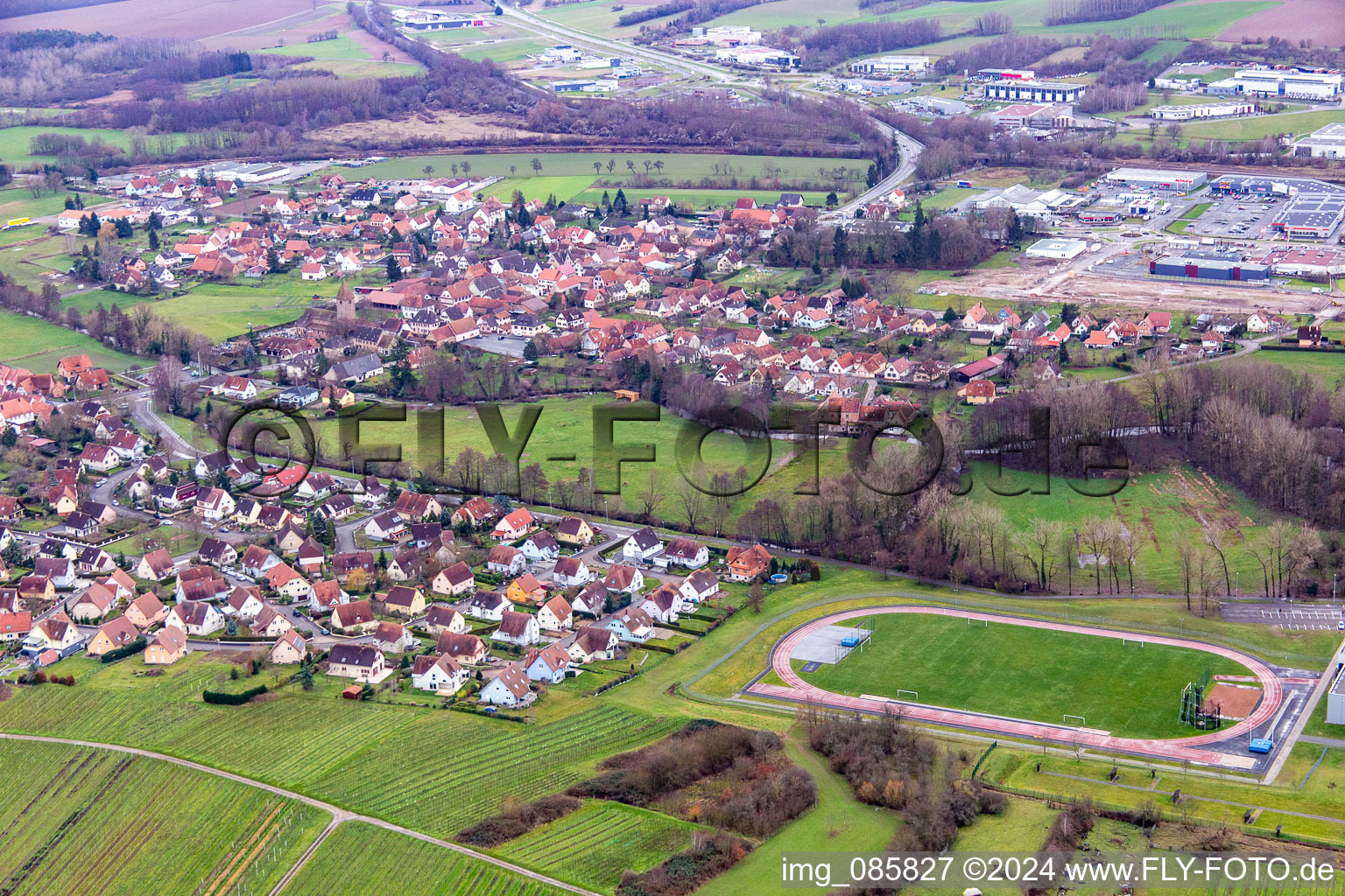 Vue oblique de Quartier Altenstadt in Wissembourg dans le département Bas Rhin, France