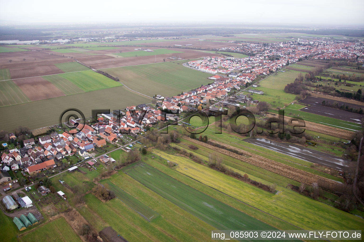 Sarrestr à Kandel dans le département Rhénanie-Palatinat, Allemagne du point de vue du drone