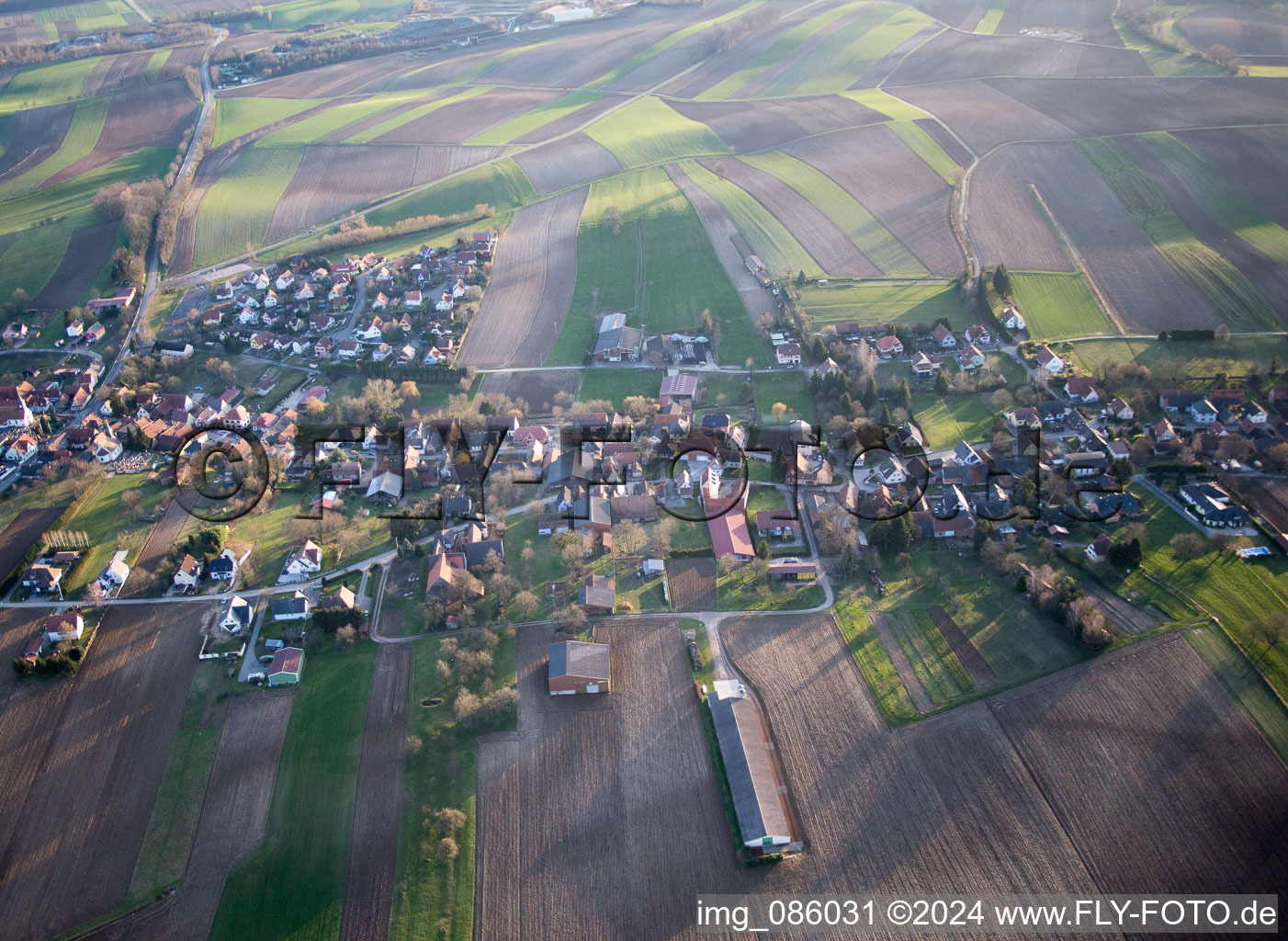 Vue d'oiseau de Wintzenbach dans le département Bas Rhin, France