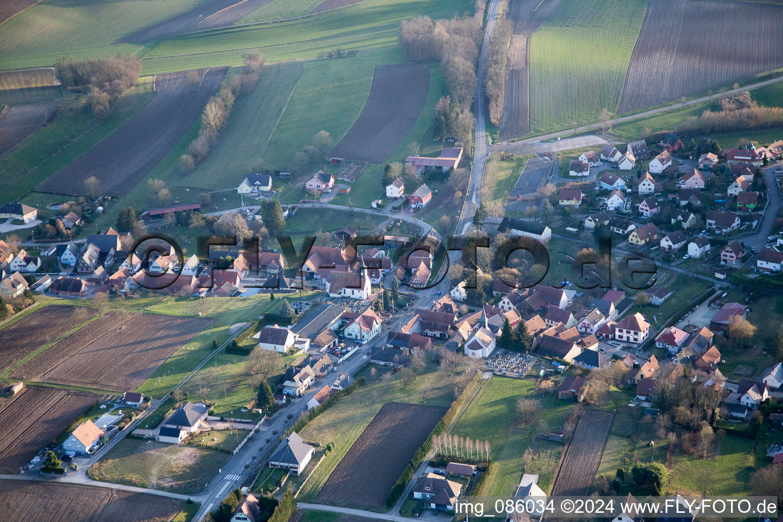 Image drone de Wintzenbach dans le département Bas Rhin, France