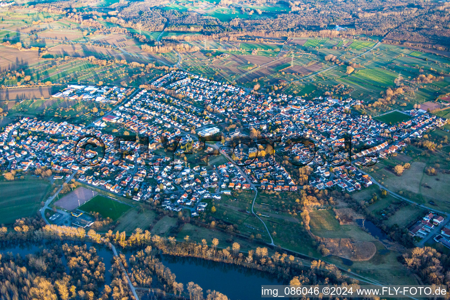 Vue aérienne de Quartier Illingen in Elchesheim-Illingen dans le département Bade-Wurtemberg, Allemagne