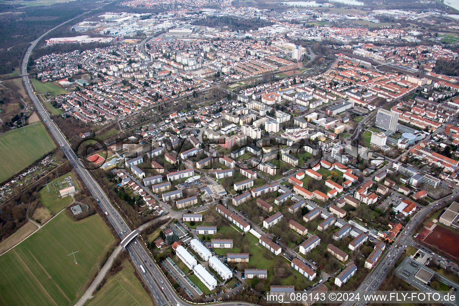 Speyer dans le département Rhénanie-Palatinat, Allemagne vu d'un drone