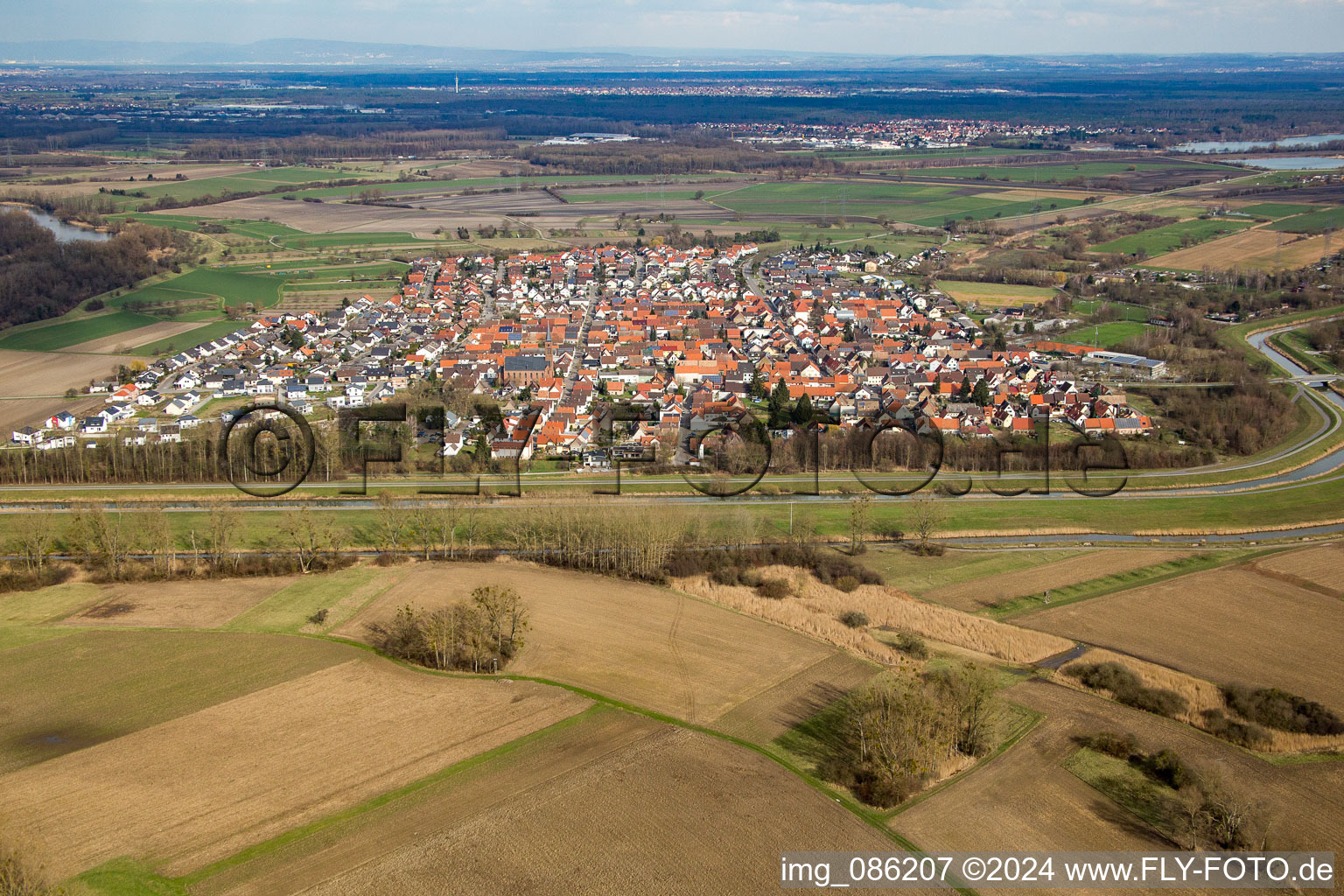 Vue aérienne de Quartier Rußheim in Dettenheim dans le département Bade-Wurtemberg, Allemagne