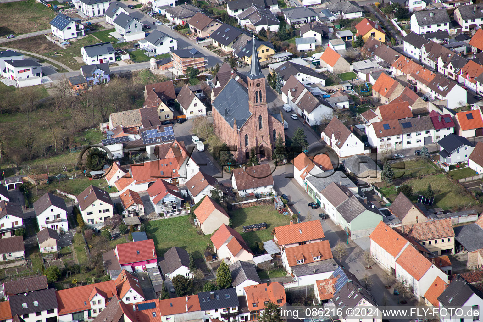 Vue aérienne de Église à le quartier Rußheim in Dettenheim dans le département Bade-Wurtemberg, Allemagne